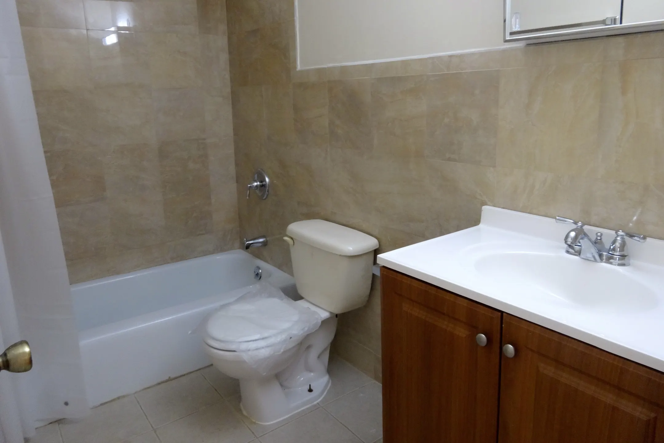 Bathroom - Boardman Condominiums - Bristol, CT