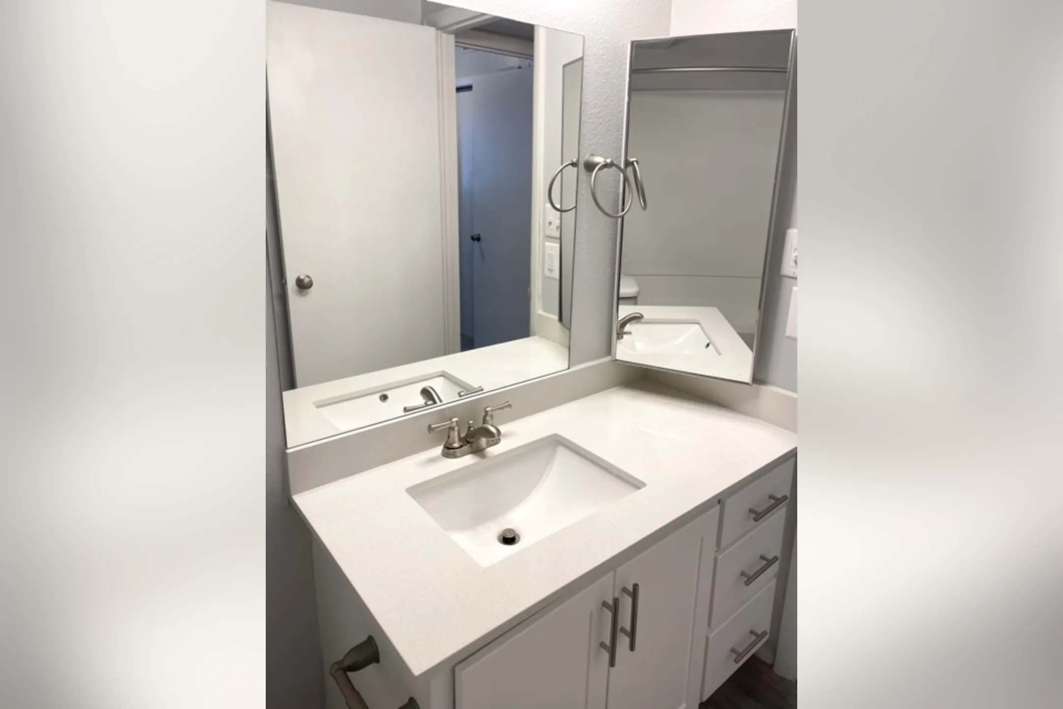 Bathroom - Fox Creek Apartments - Layton, UT