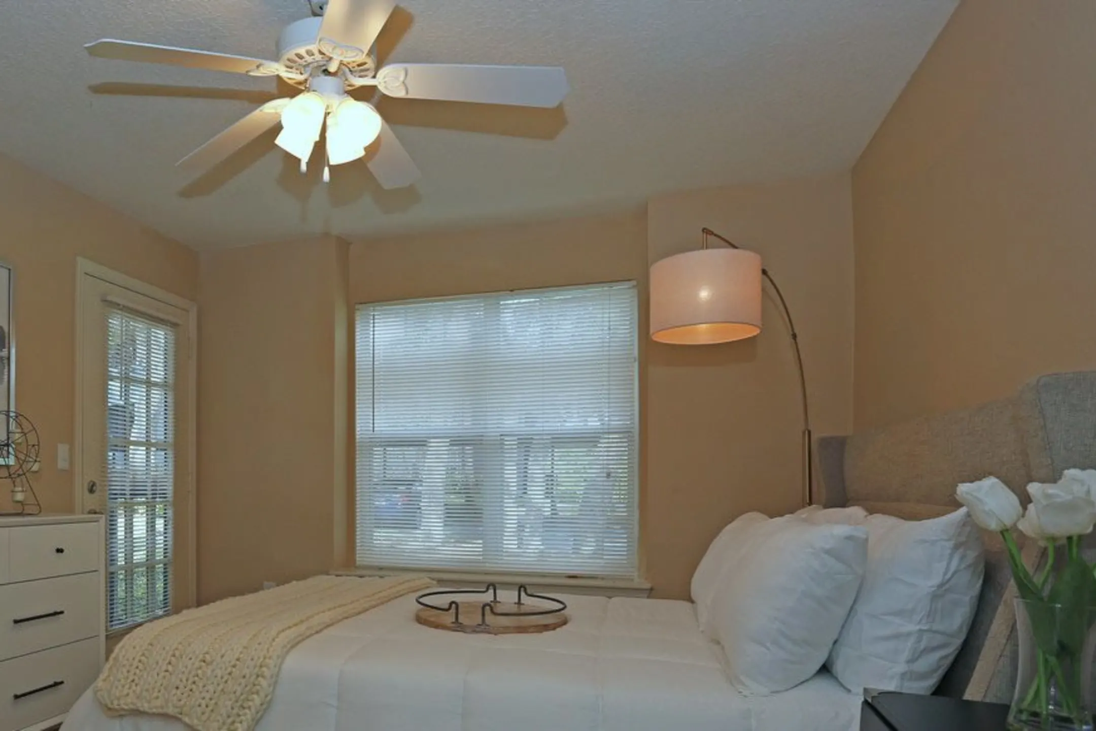 Bedroom - Stonegate Apartments - Palm Harbor, FL