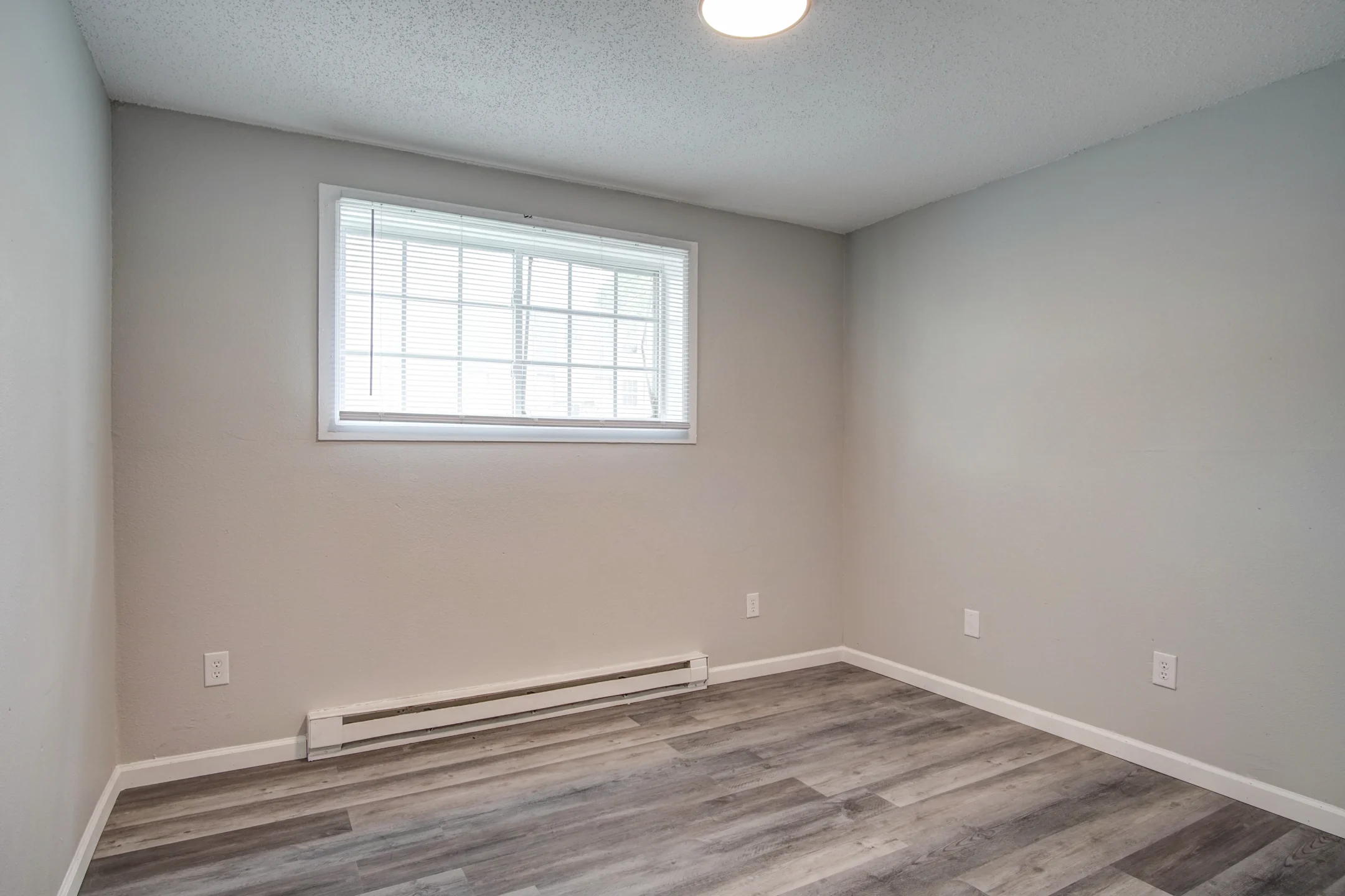 Point Place 3553 E Manhattan Blvd Toledo, OH Apartments for Rent