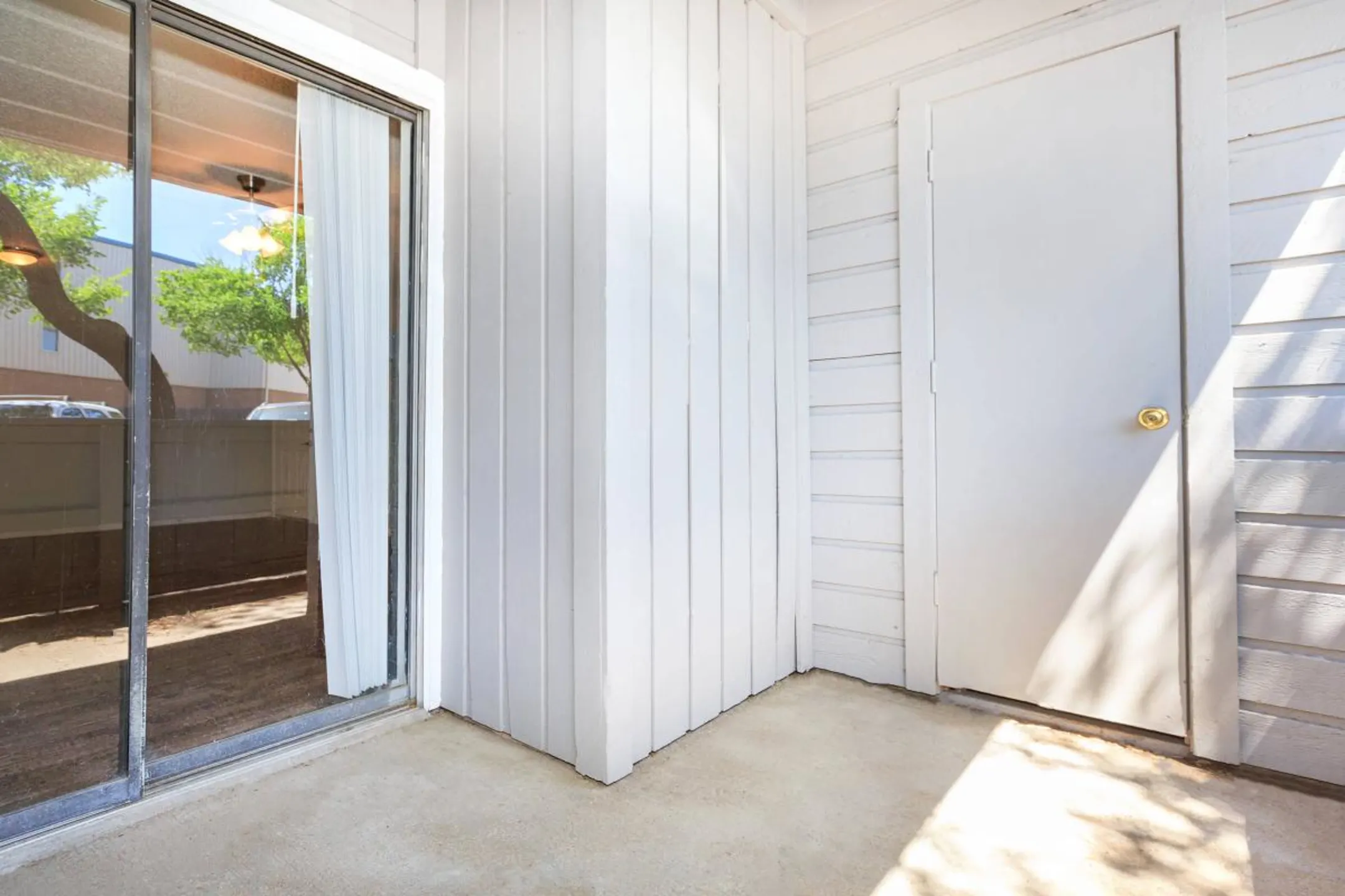 Villa Vista Apartments Apartments Dallas, TX 75238