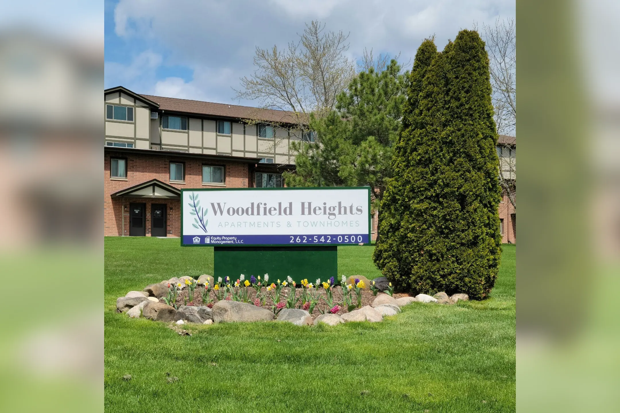 Community Signage - Woodfield Heights - Waukesha, WI