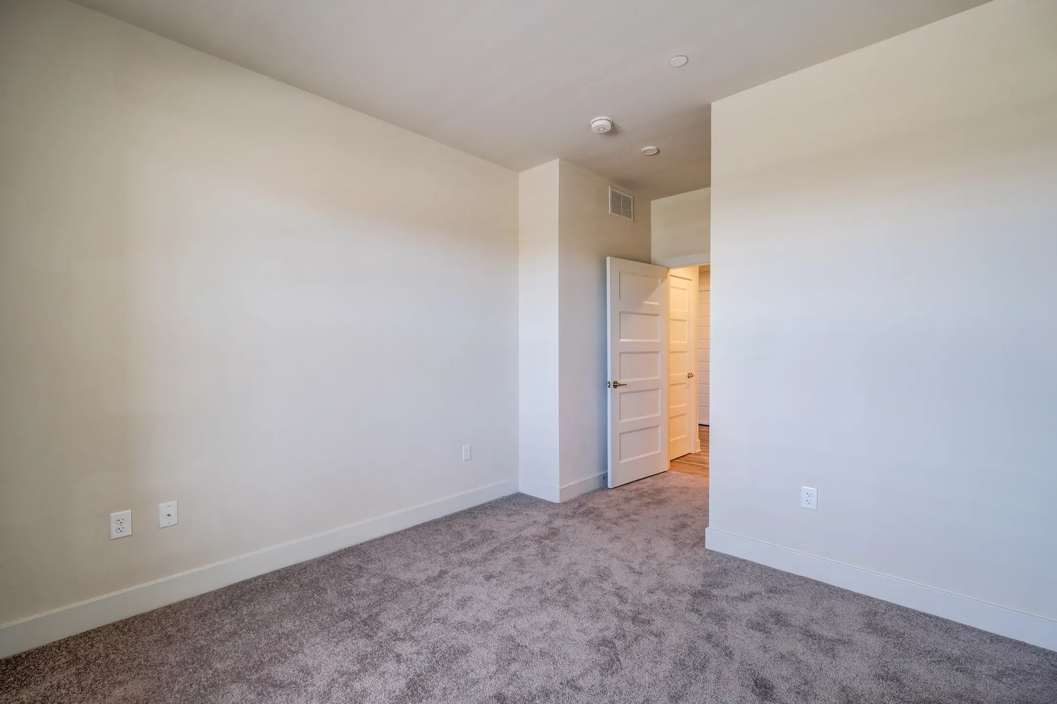 Mt. Villa Apartments at Turf Valley Apartments Ellicott City, MD 21042