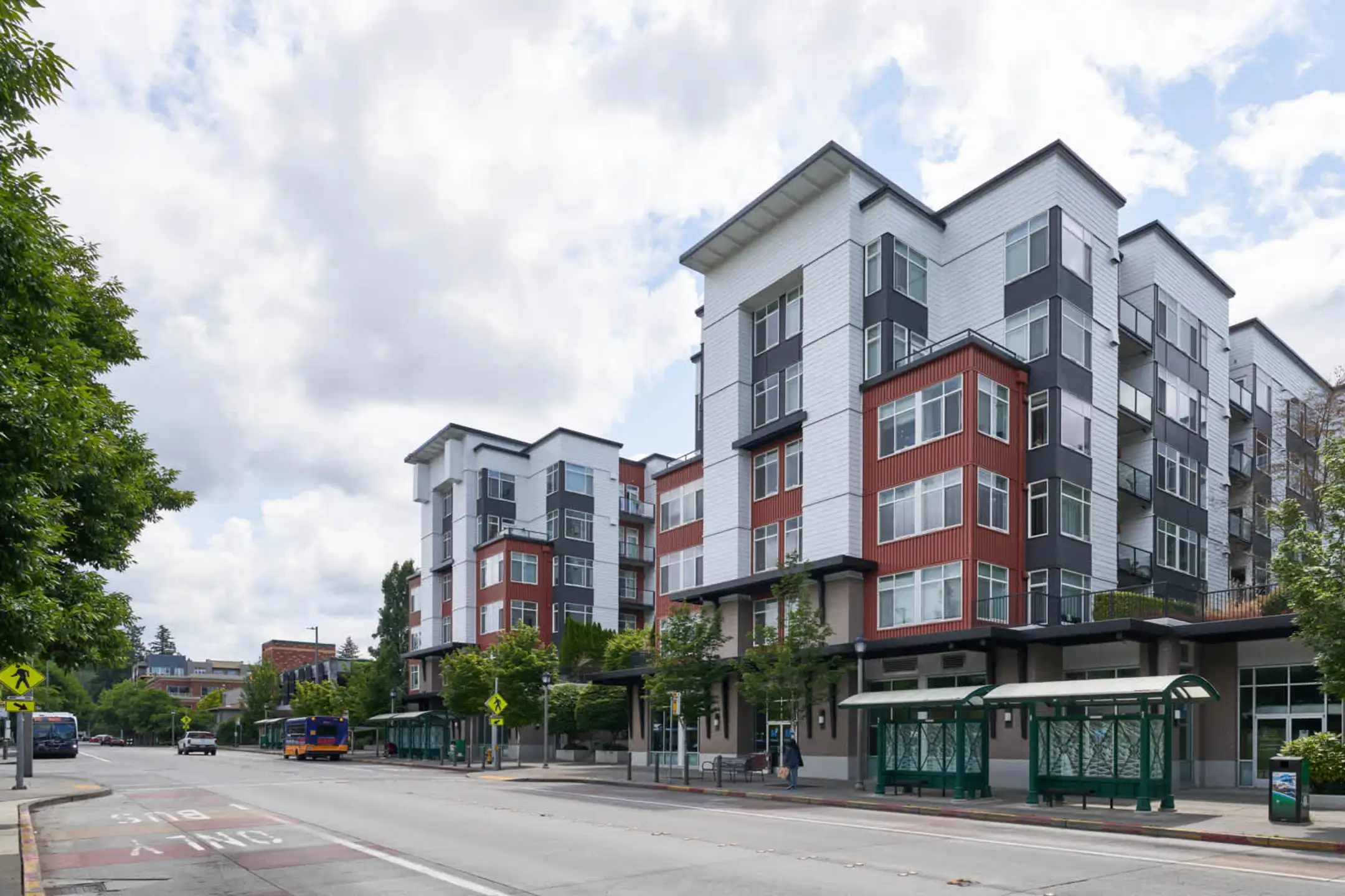 Building - Veloce - Redmond, WA