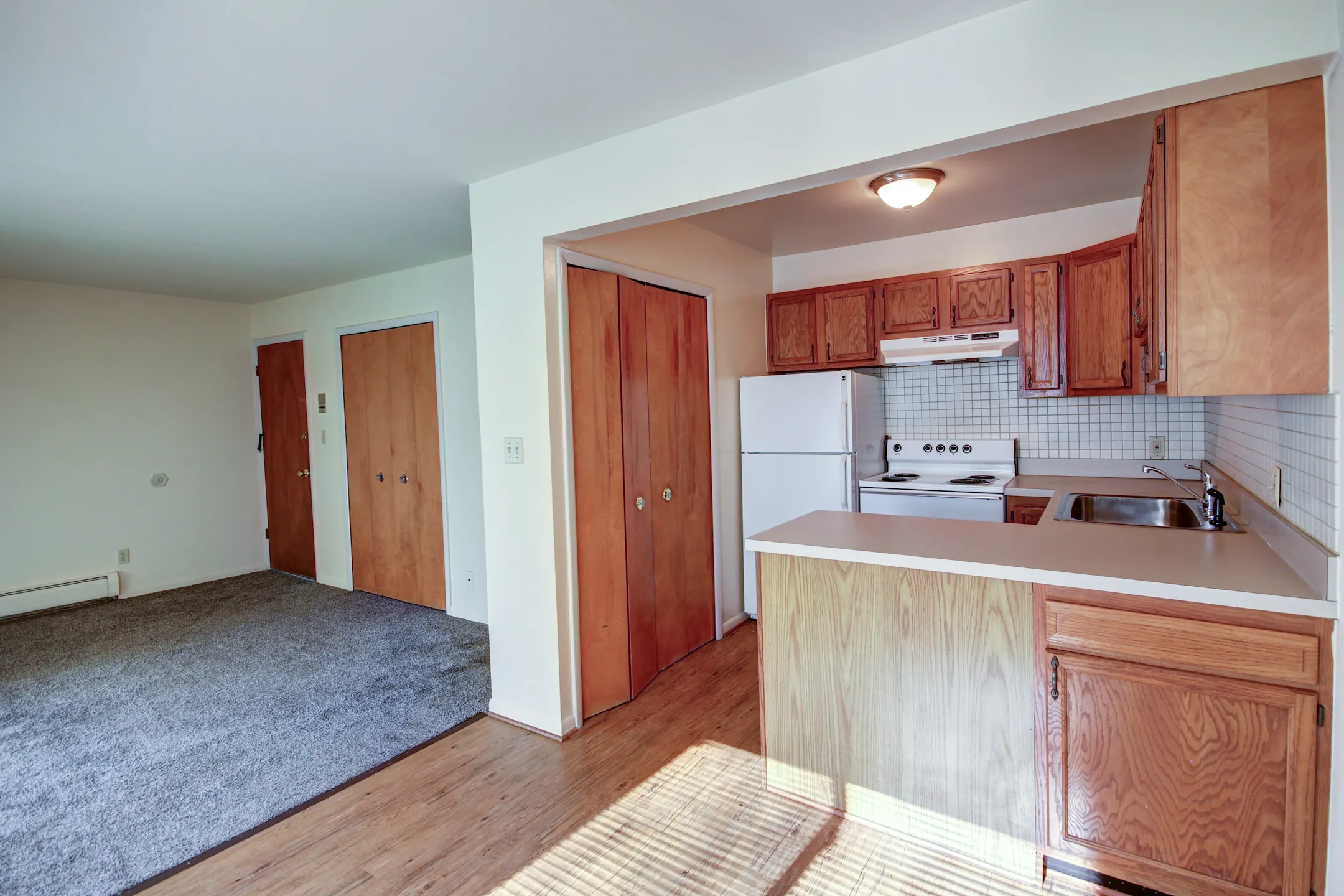 Fairfield Arms Apartments Apartments Livonia, MI 48154