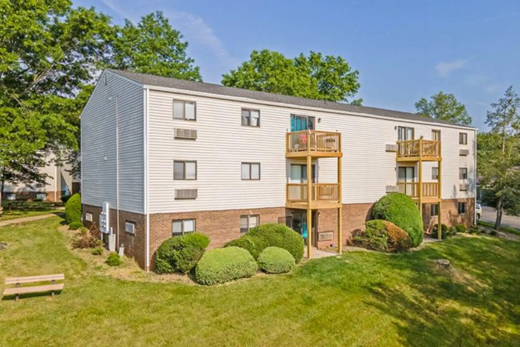 Village Hill Apartments 5400 Big Tyler Rd Charleston, WV Apartments