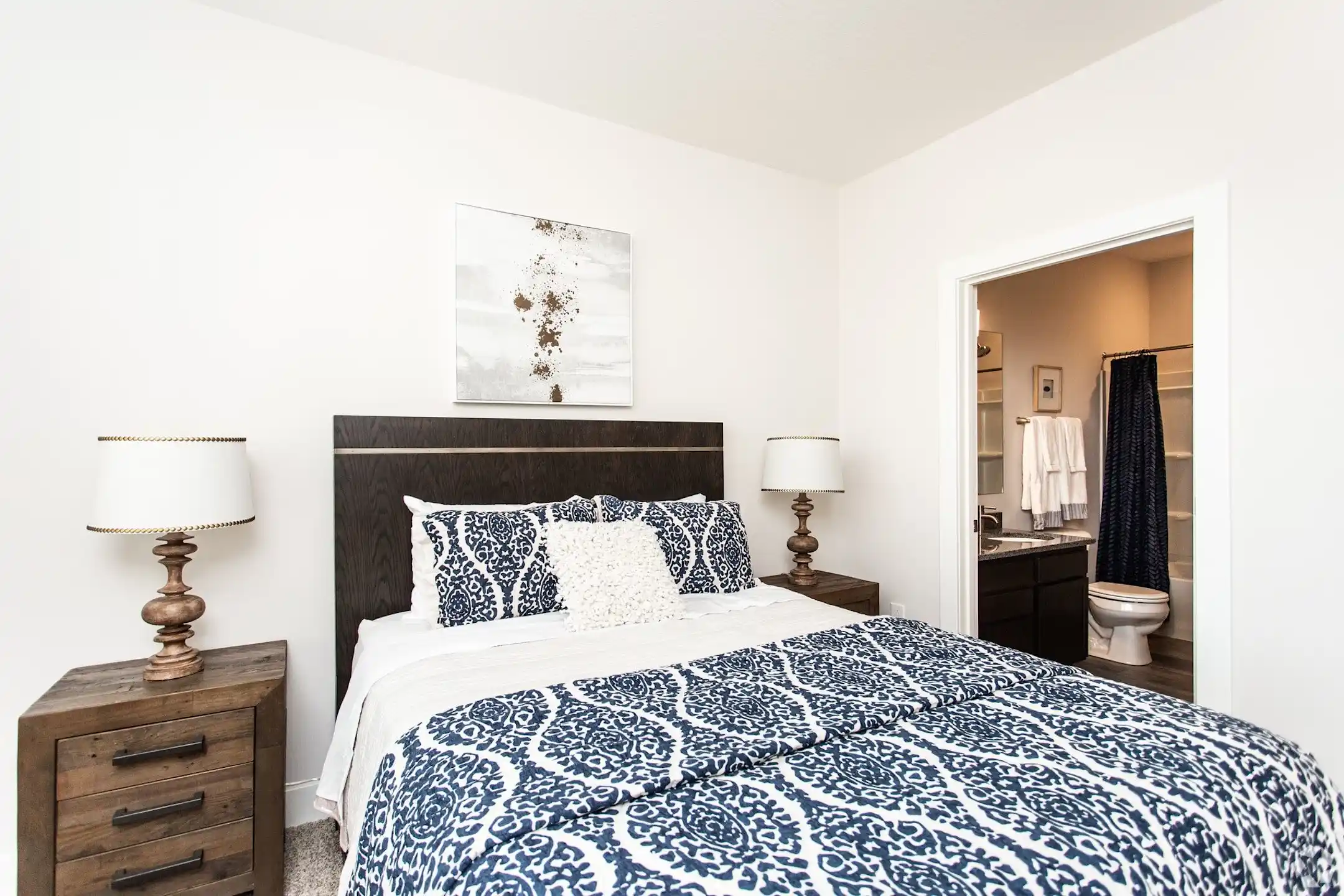 Bedroom - The Ave - Columbus, OH