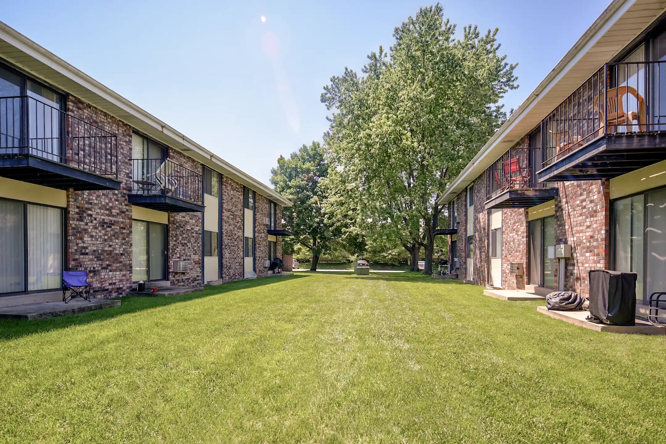 Village Garden Apartments Apartments Hales Corners, WI 53130