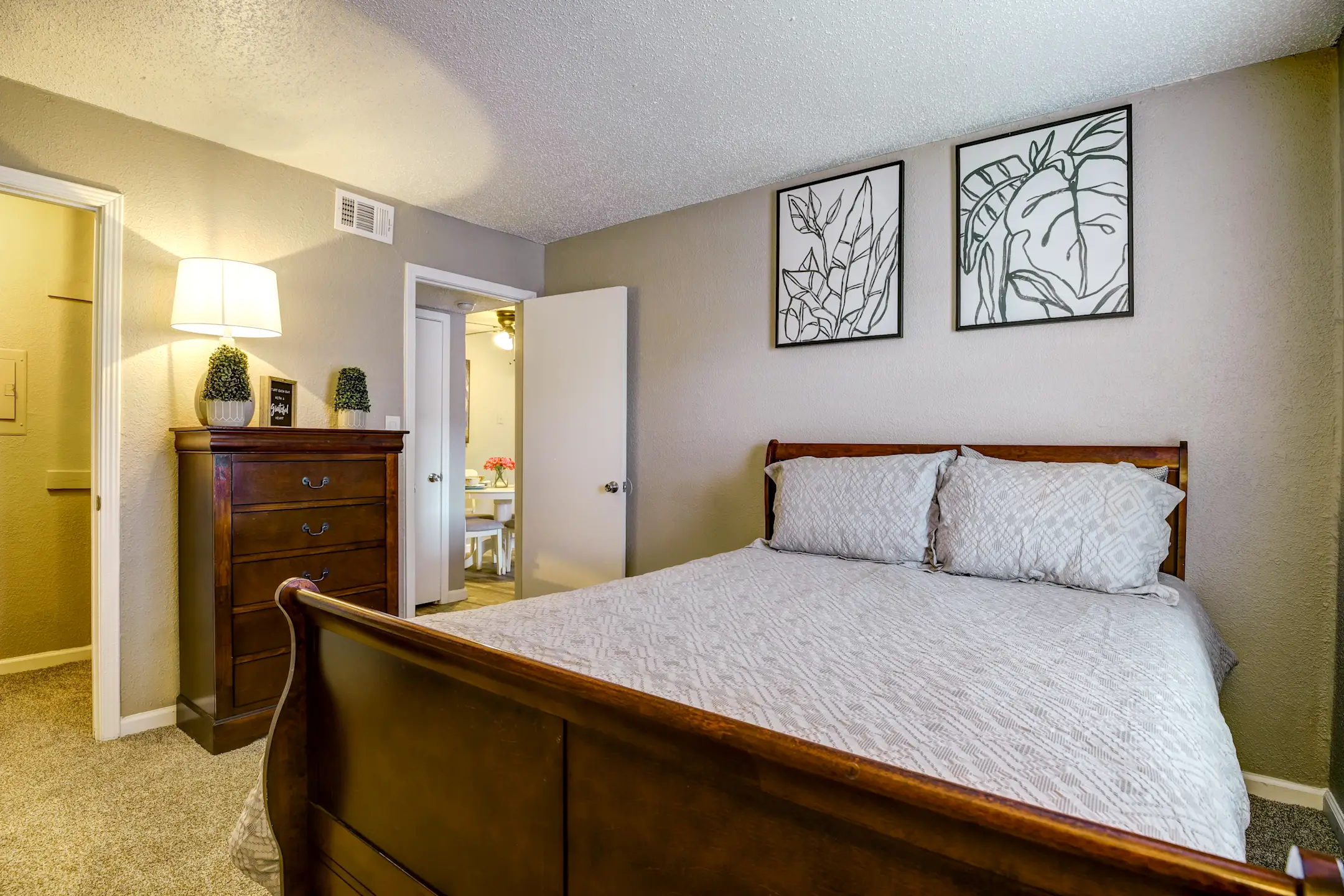 Bedroom - Huntington Hollow - Tulsa, OK