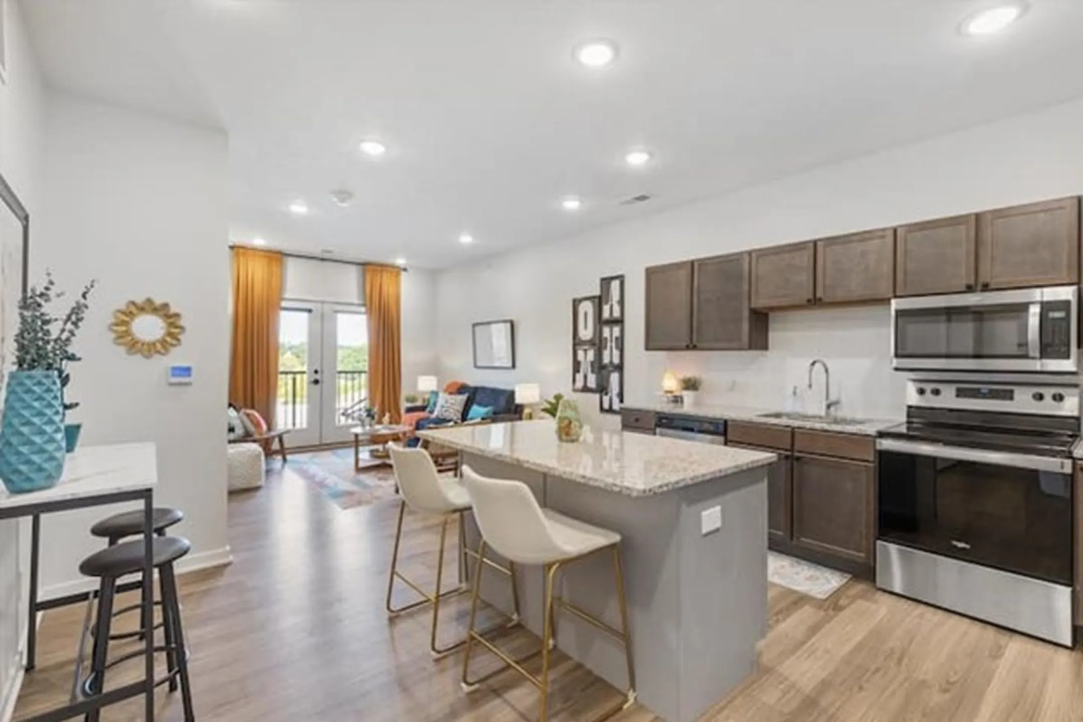 Little Bo Bungalows & Flats Apartments Omaha, NE 68108