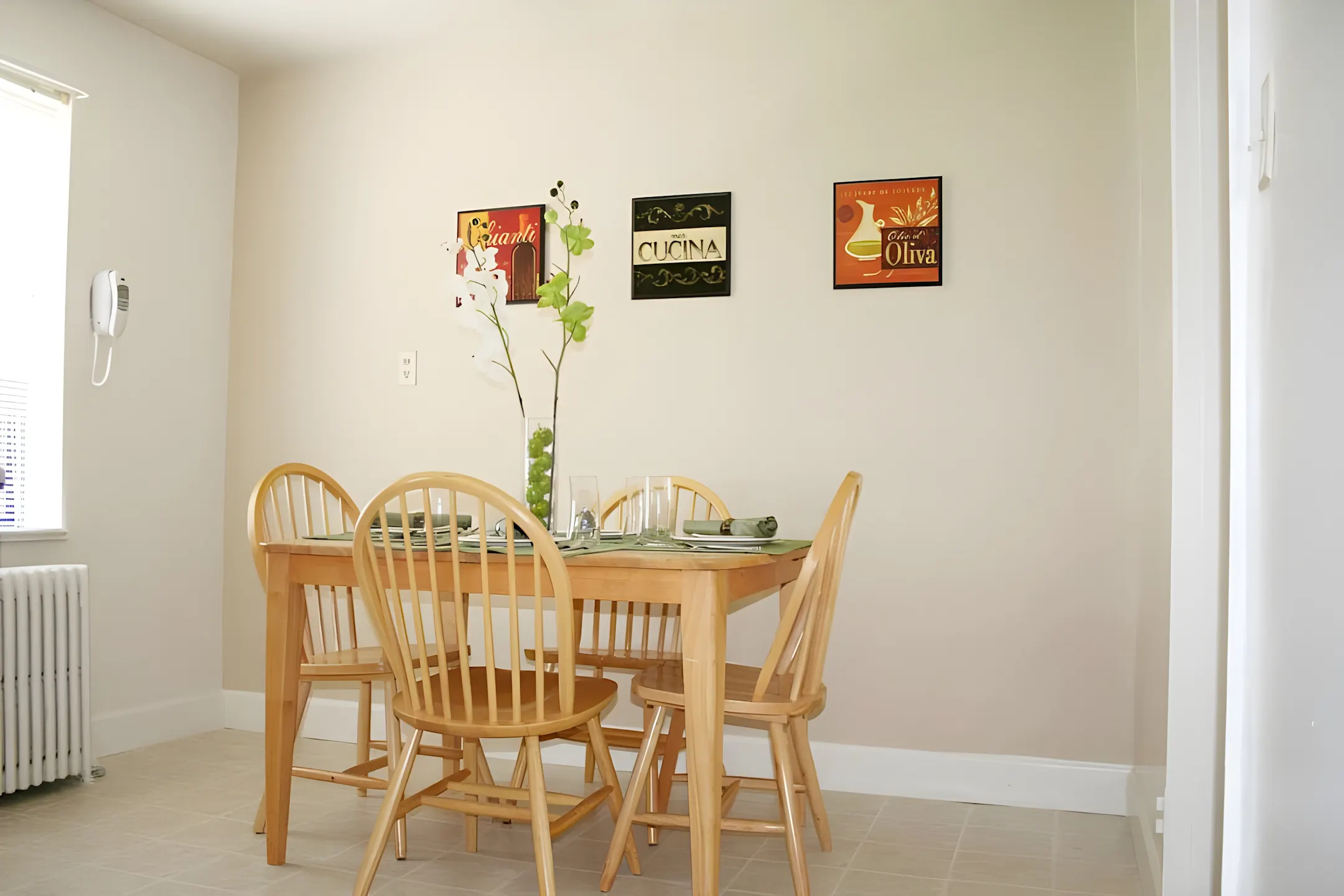 Dining Room - Troy Gardens Apartments - Troy, NY