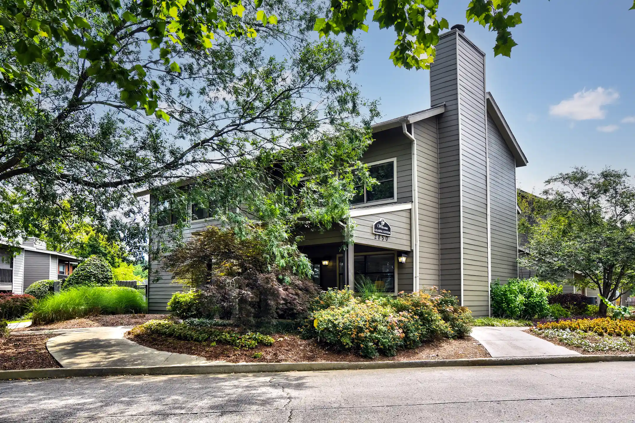 Building - Summer Place - Huntsville, AL