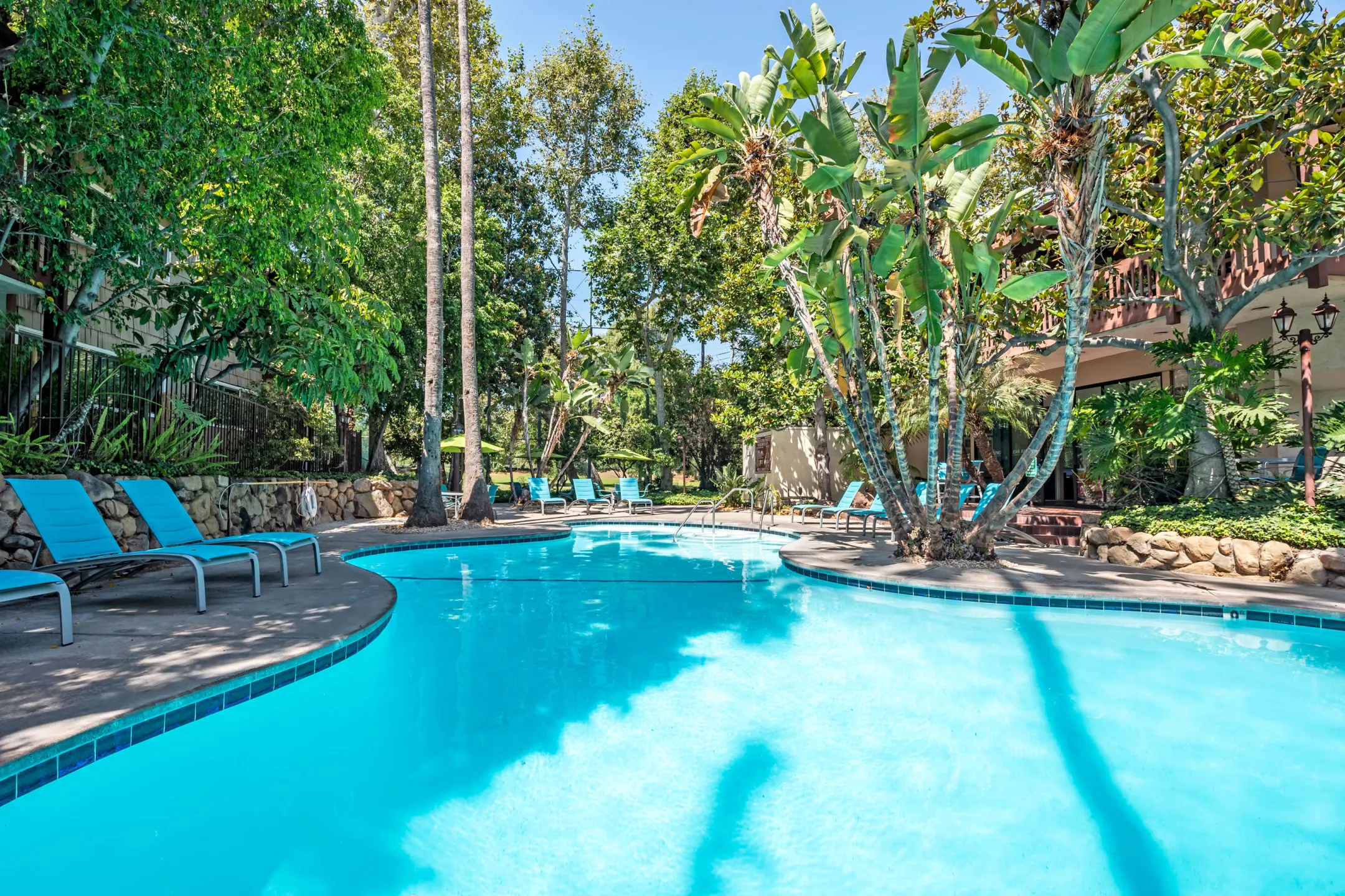 Rancho Los Feliz Apartments - Los Angeles, CA 90039