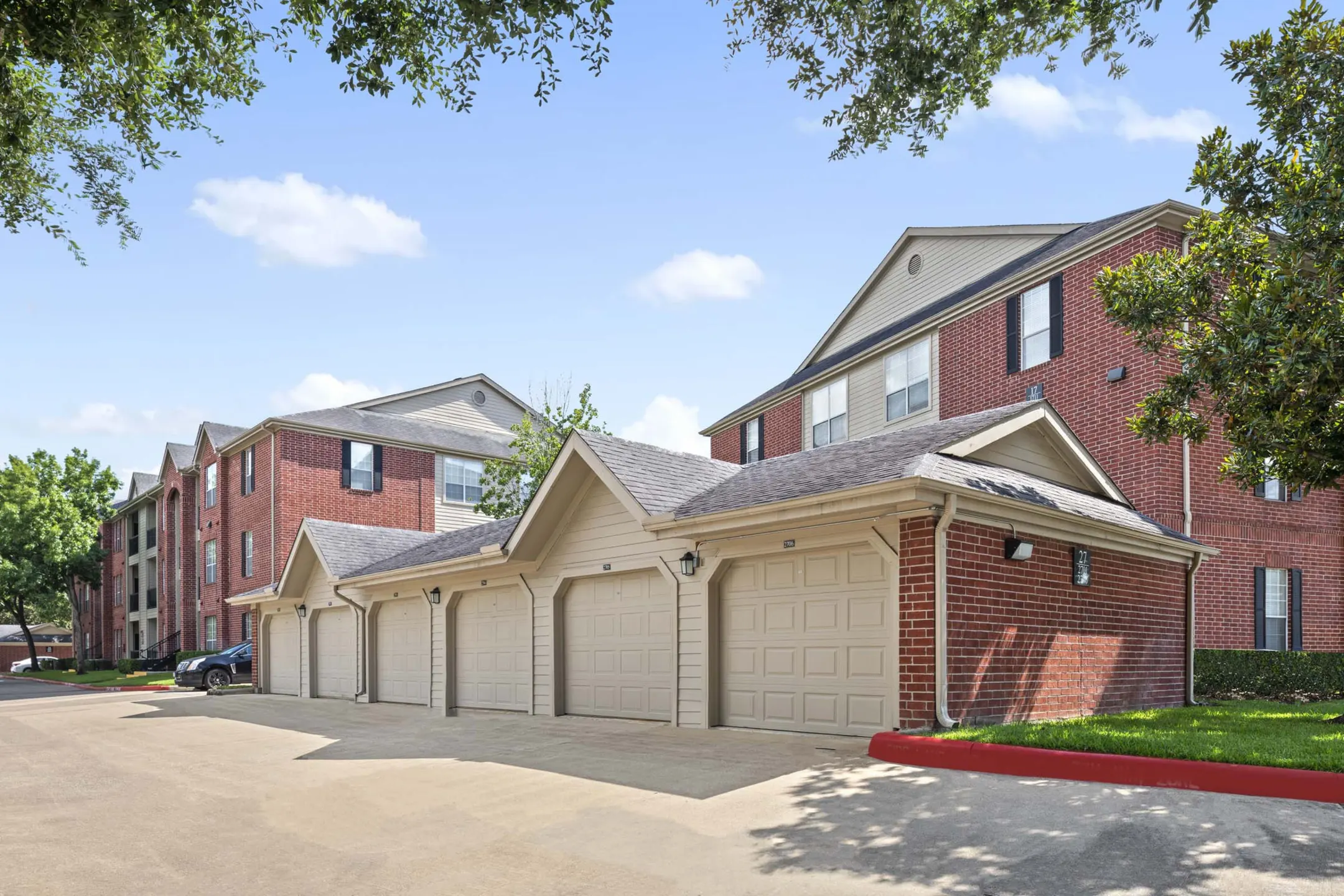 Camden Sugar Grove Apartments - Stafford, TX 77477