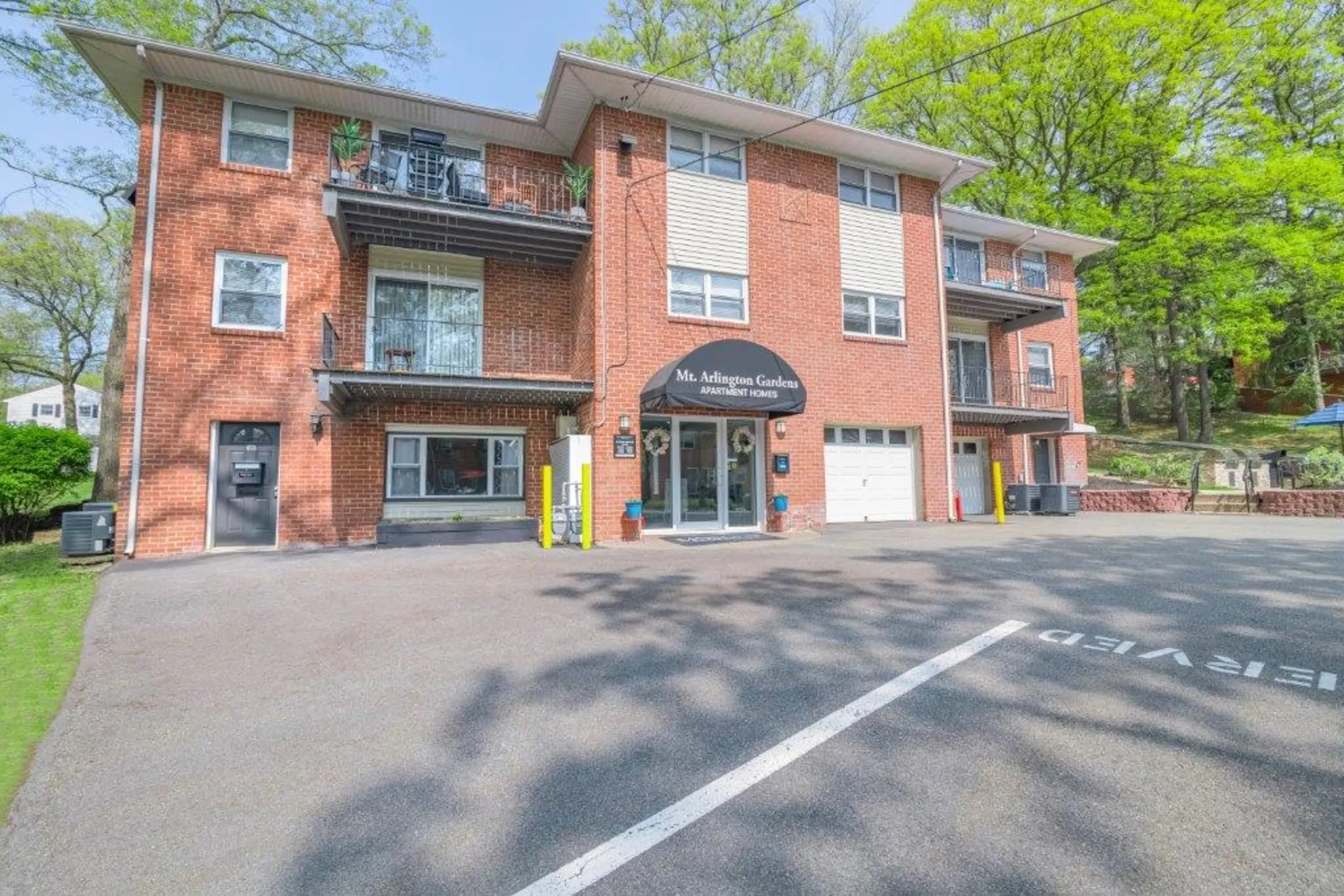 Mt. Arlington Gardens Apartment Homes Apartments Mount Arlington, NJ