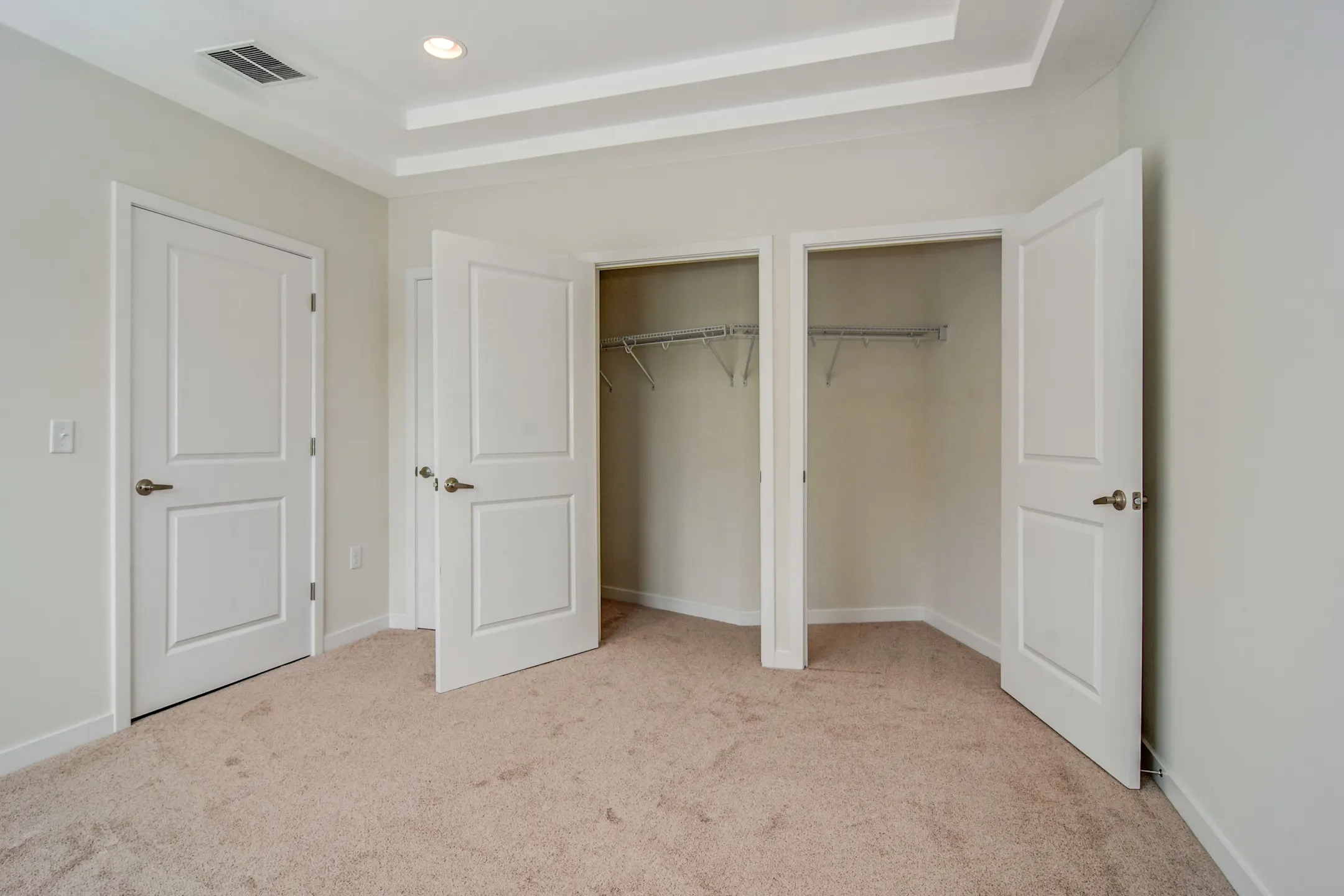 Elizabeth Square Luxury Apartments 737 N Broad St Elizabeth, NJ