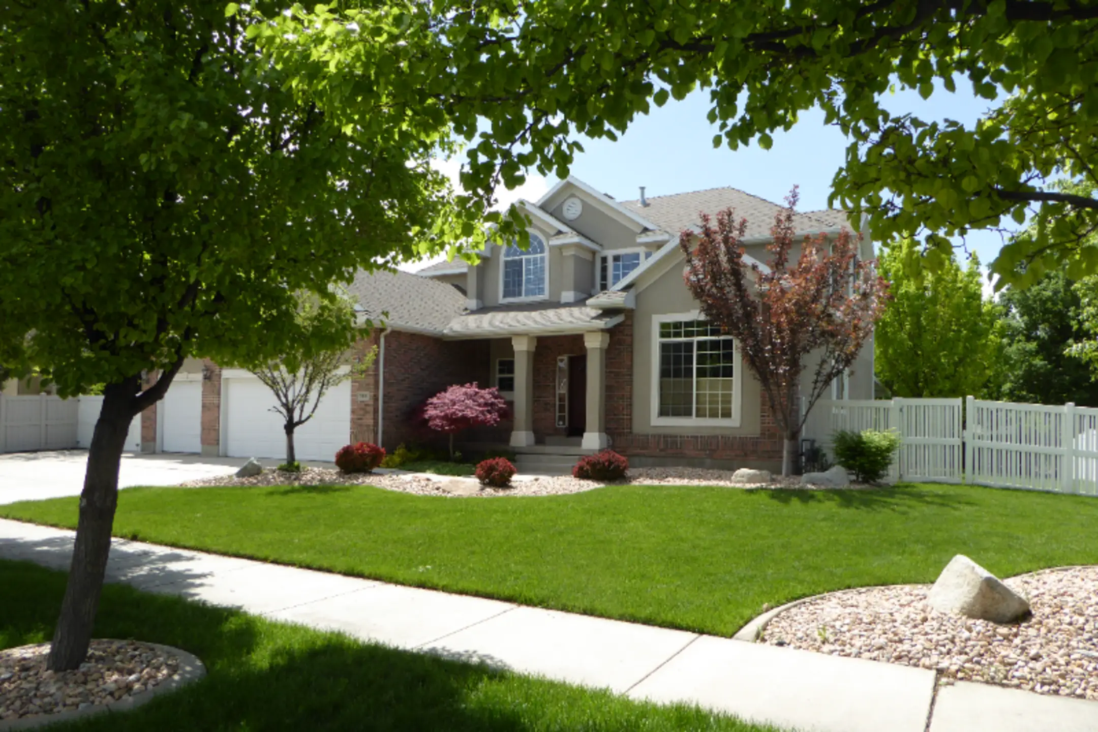 388 Draper Downs Dr  