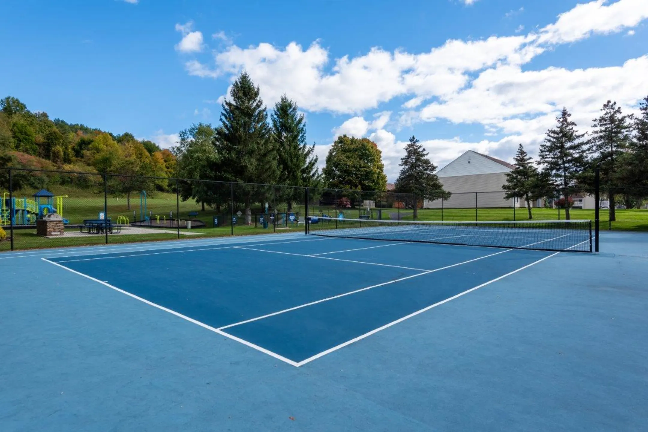 Steeplechase Apartments Apartments Camillus, NY 13031