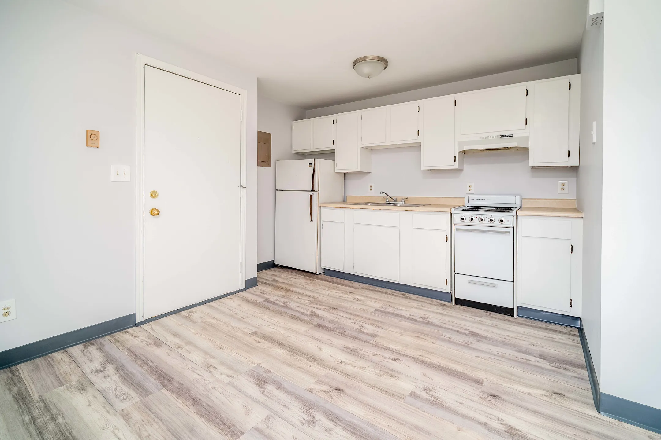 Maplewood Apartments 6262, 6266, 6281, and 6285 Robinson Road