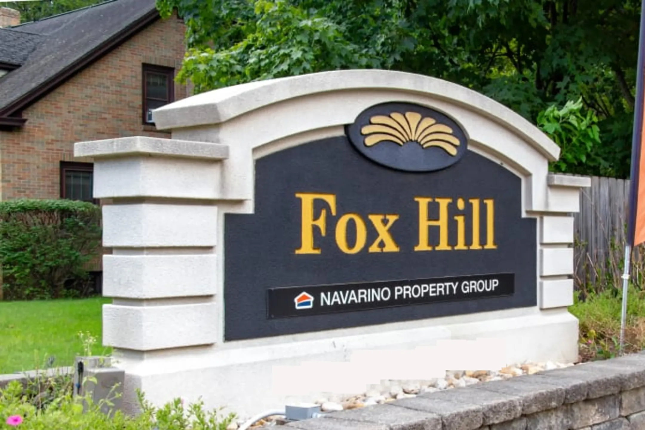 Community Signage - Fox Hill Apartments - Enfield, CT