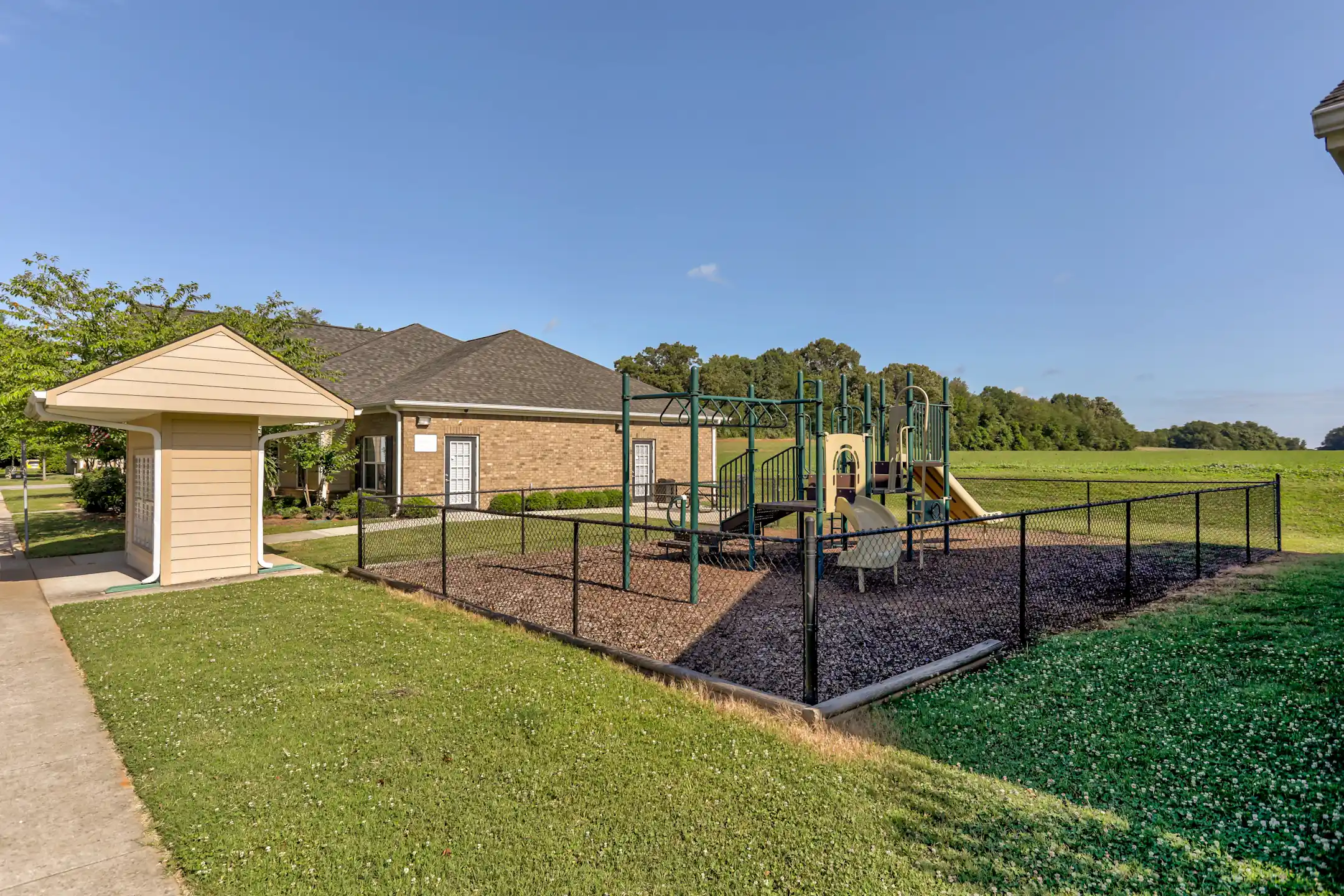 Cumberland Way 15 Brent St Decherd, TN Apartments for Rent Rent.