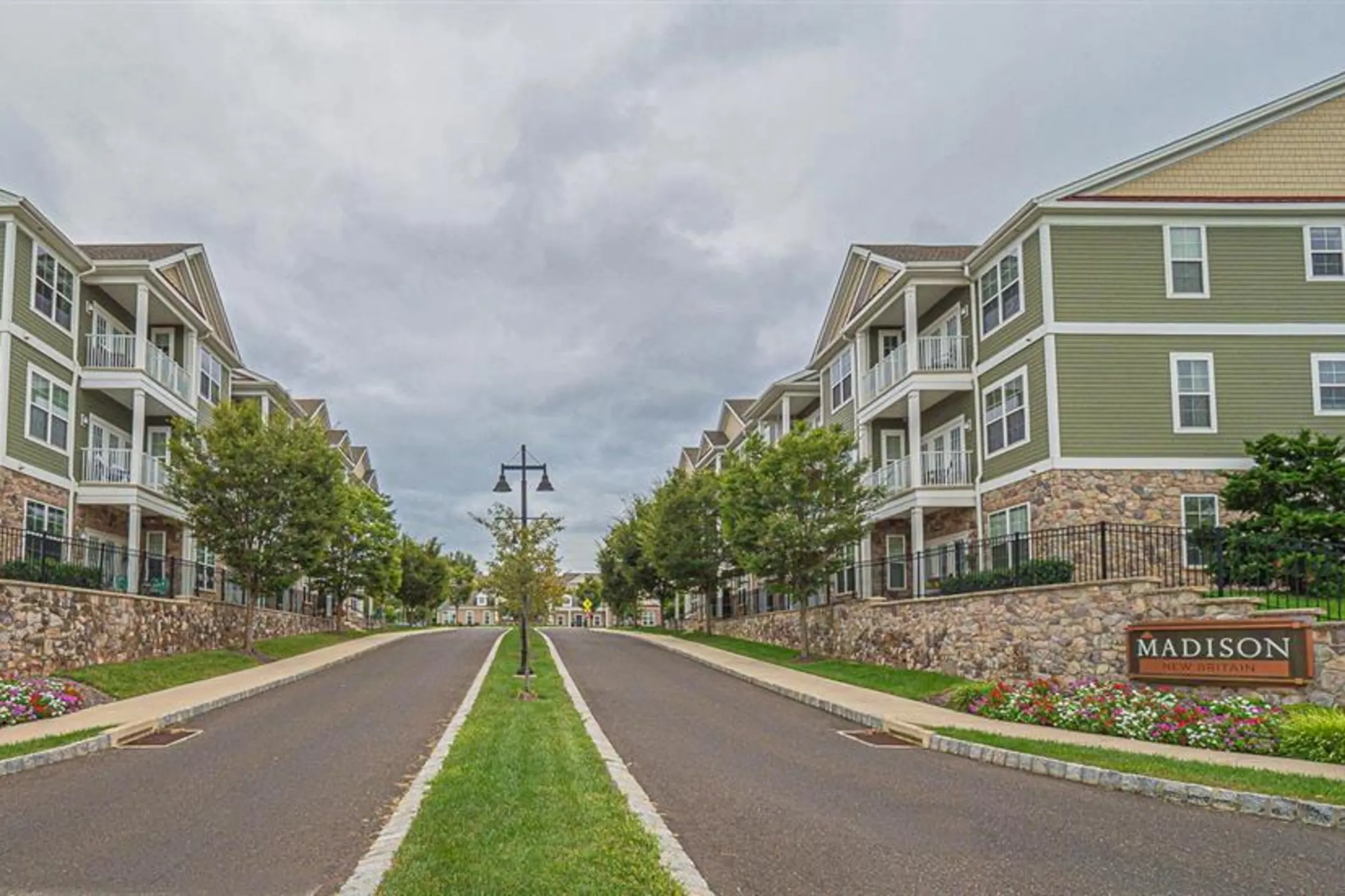 Madison New Britain Apartments Chalfont, PA 18914