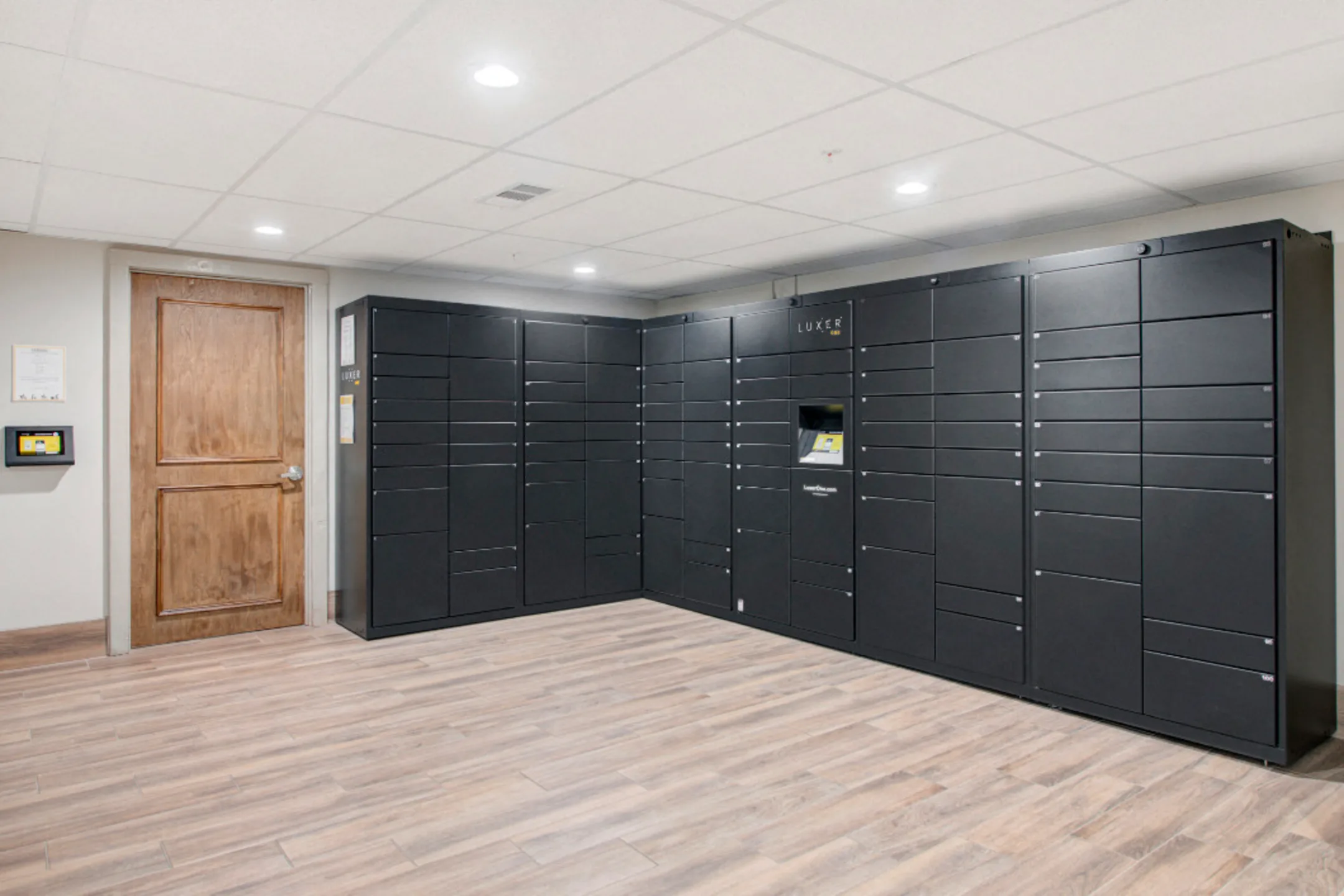 State Thomas Ravello Apartments 2610 Allen St Dallas, TX Apartments