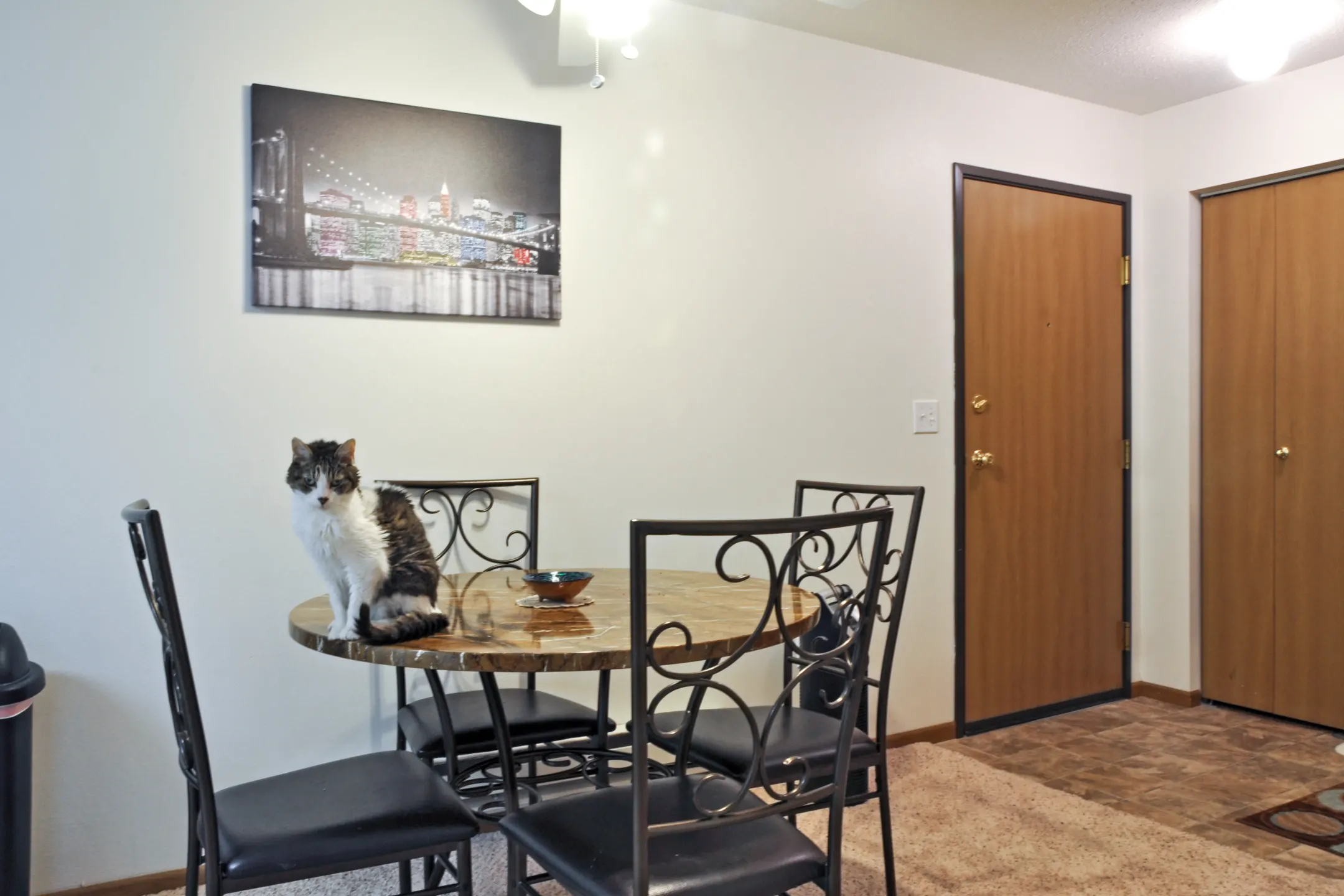 Dining Room - Orchid Place Apartments - Fargo, ND