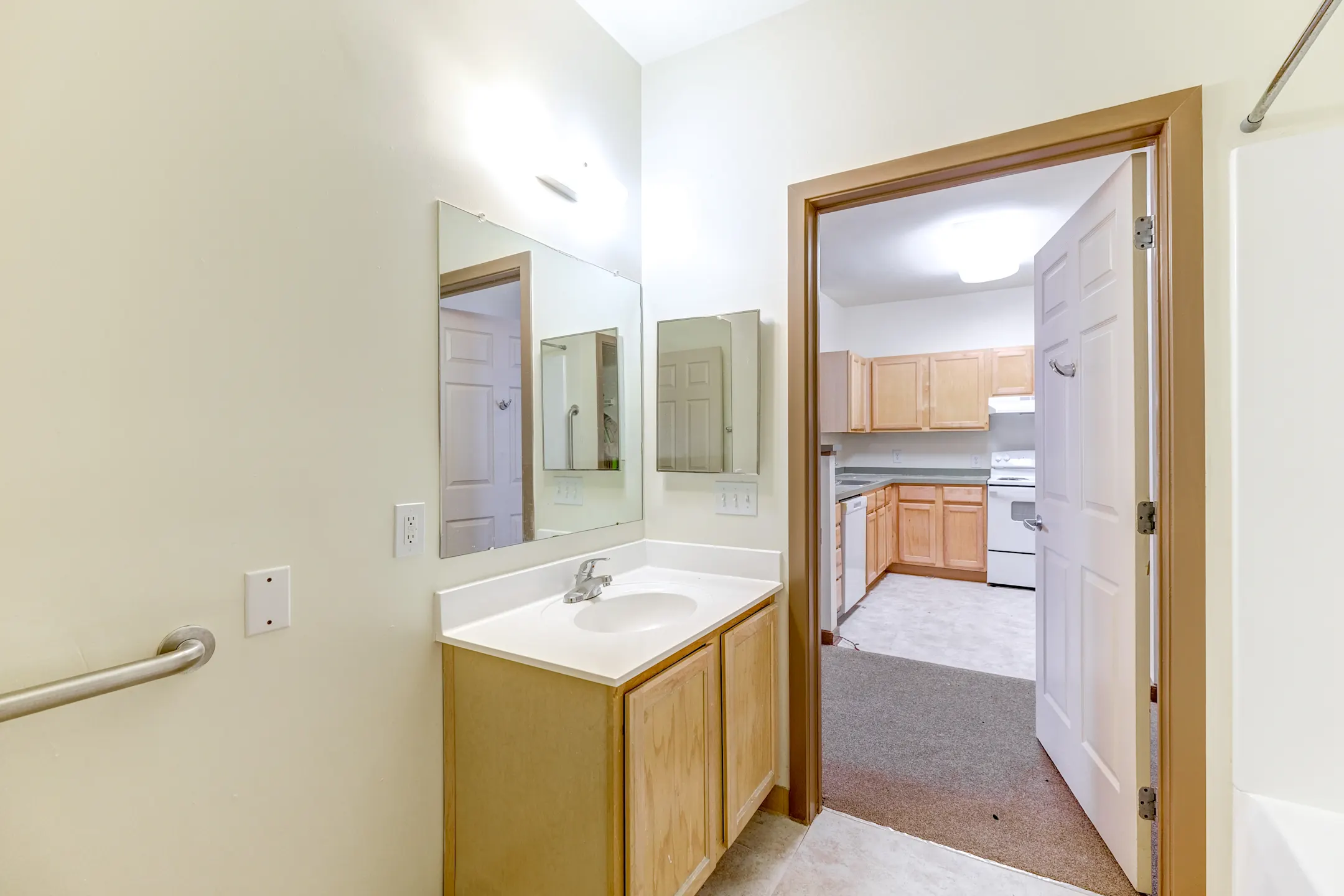 Birchwood at Newton Green Apartments Bladensburg, MD 20710