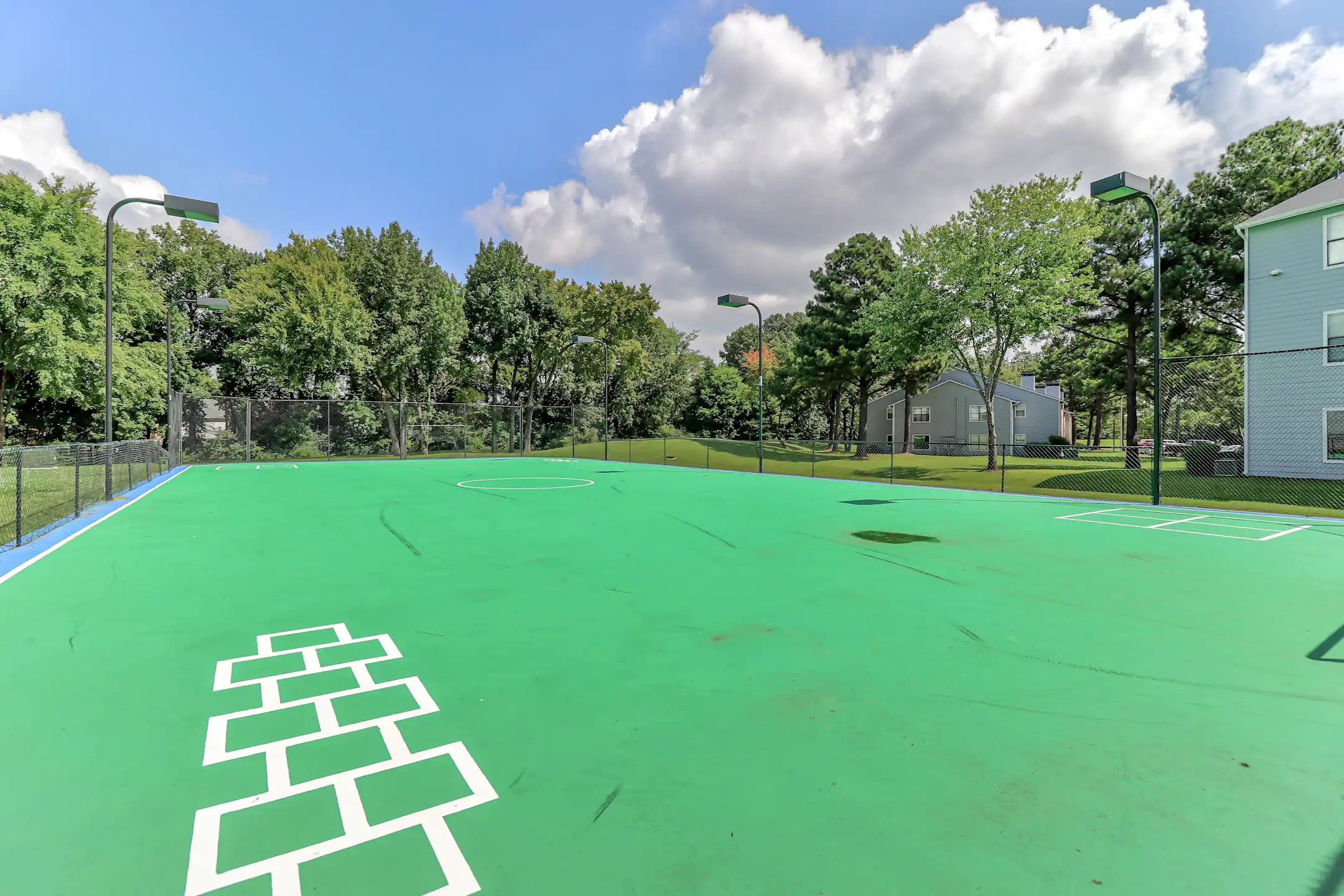 Hickory Grove 6277 Lake Arbor Dr Memphis, TN Apartments for Rent