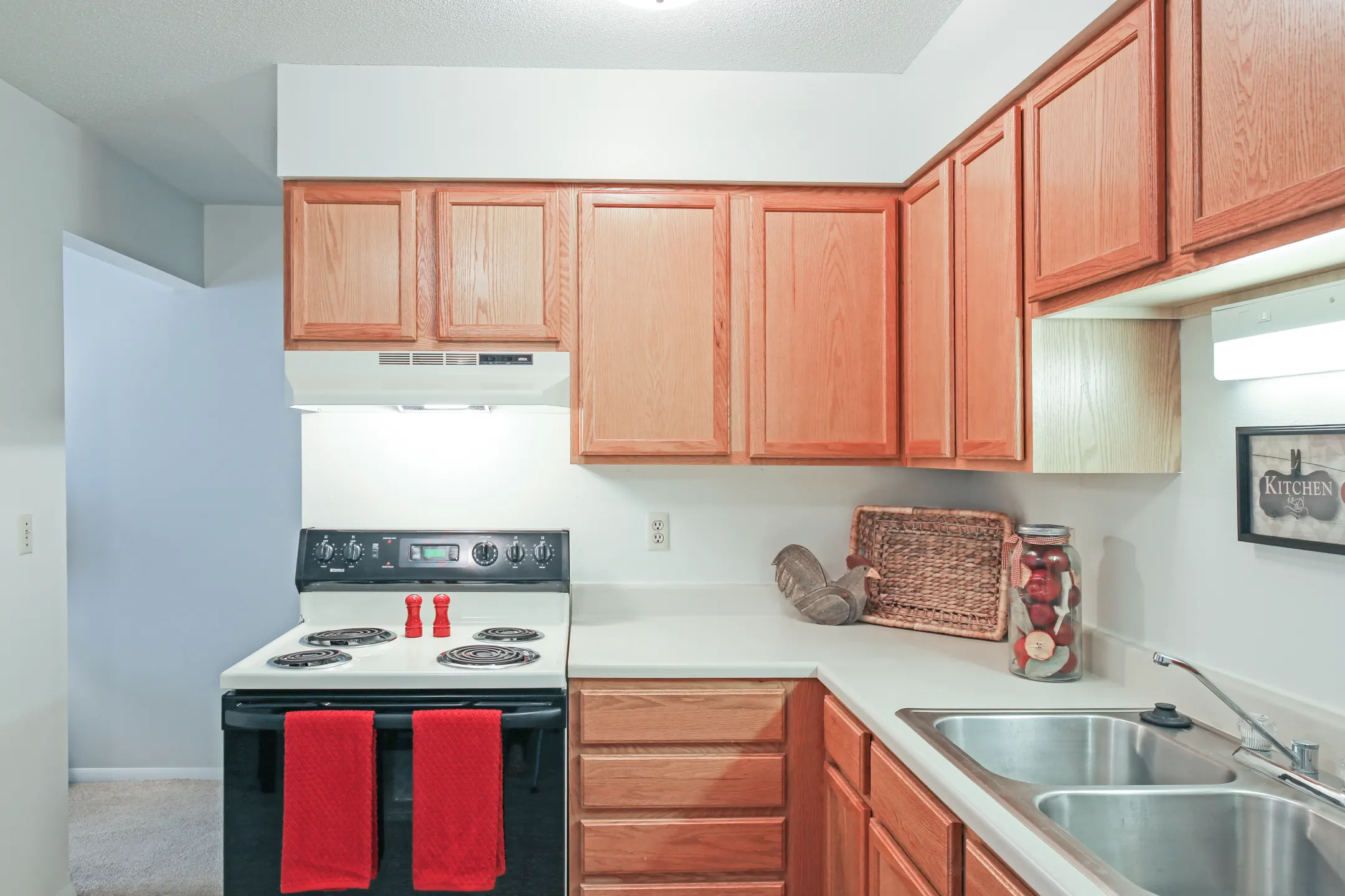 Seville Apartments Apartments Iowa City, IA 52246