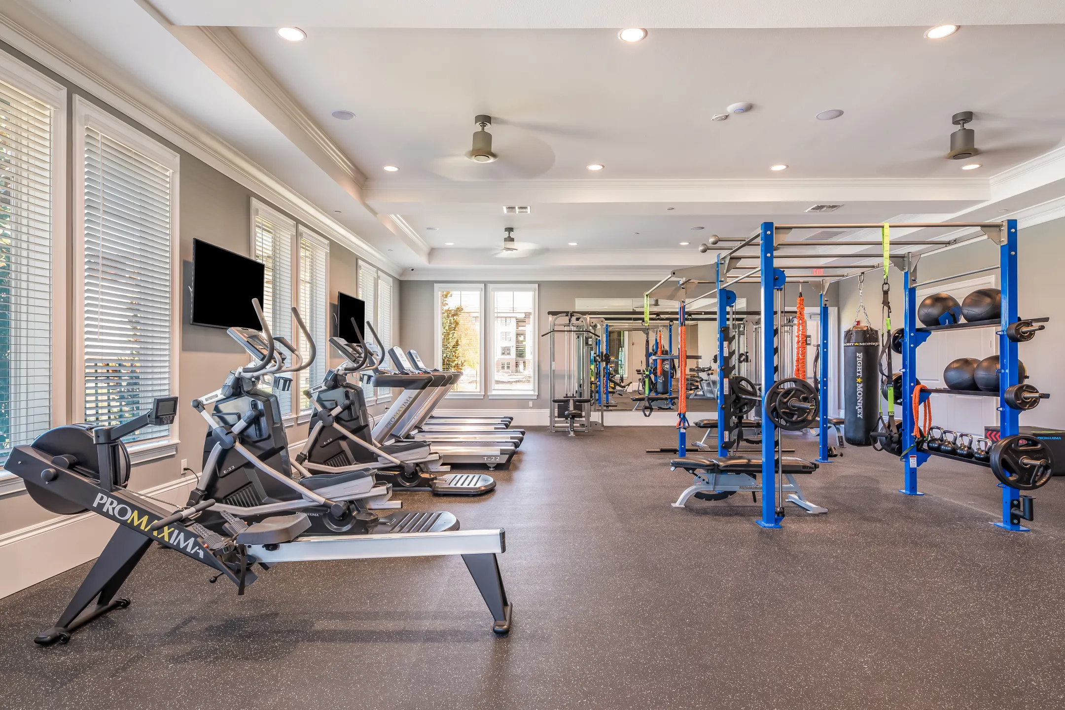Fitness Weight Room - Oasis at Crosstown - Orlando, FL