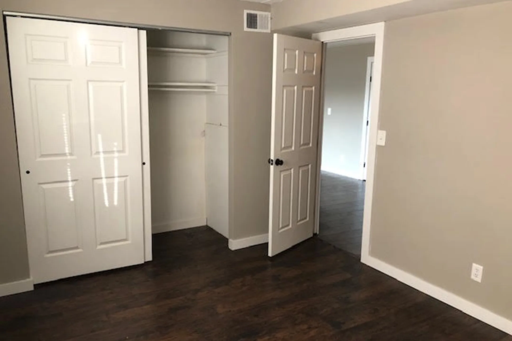 Courtyard Properties 830 Alexandria Pike Fort Thomas, KY Apartments for Rent Rent.