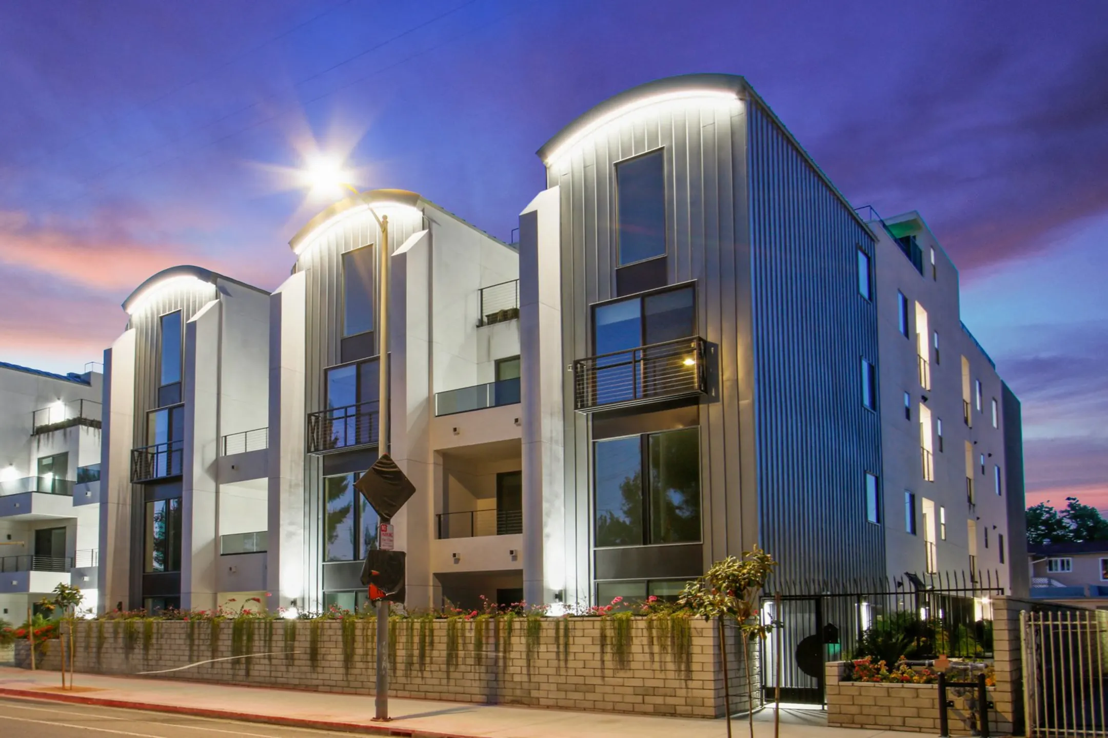 Art Set NoHo Apartments North Hollywood, CA 91601