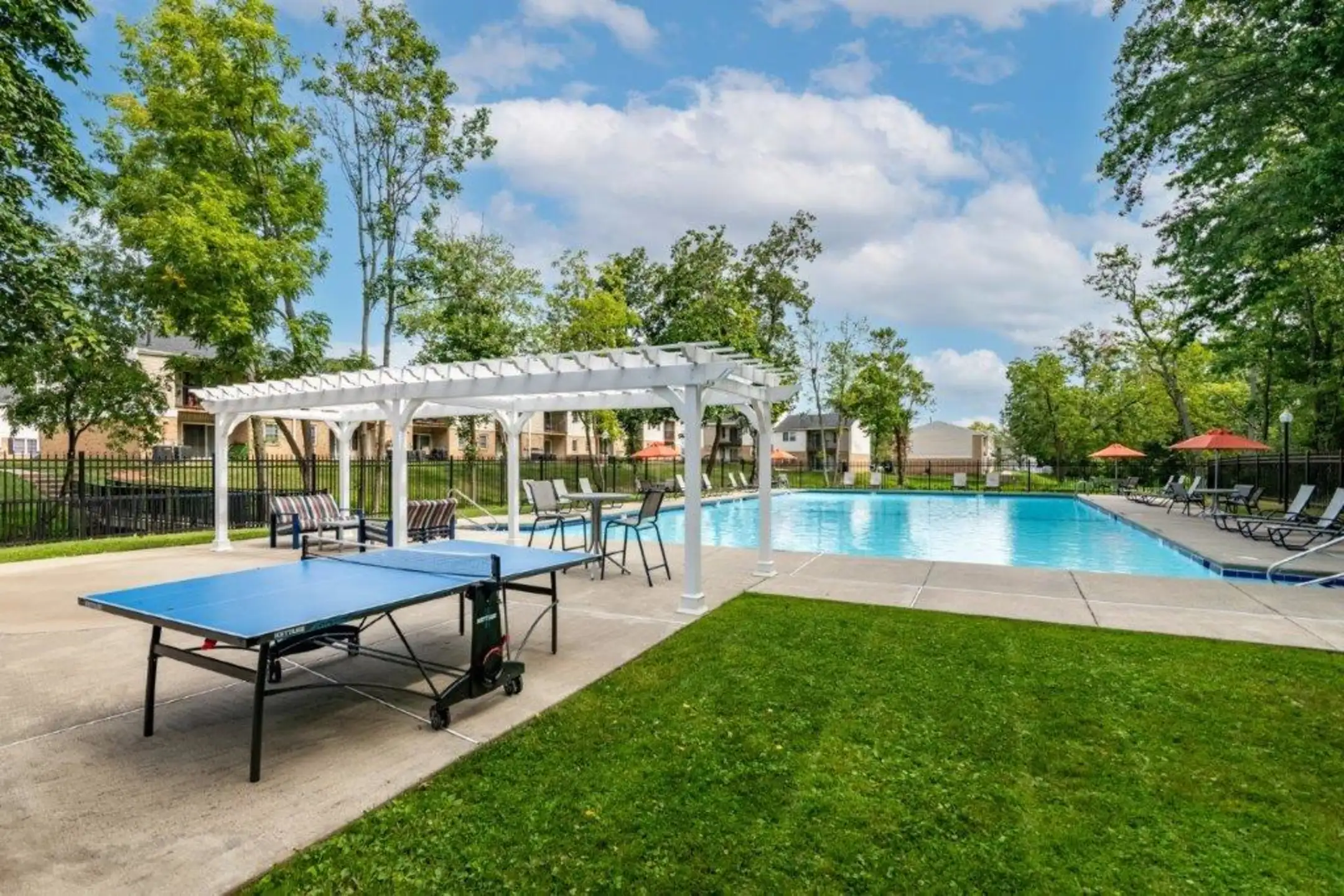 Pool - Brookside Manor Apartments & Townhomes - Lansdale, PA