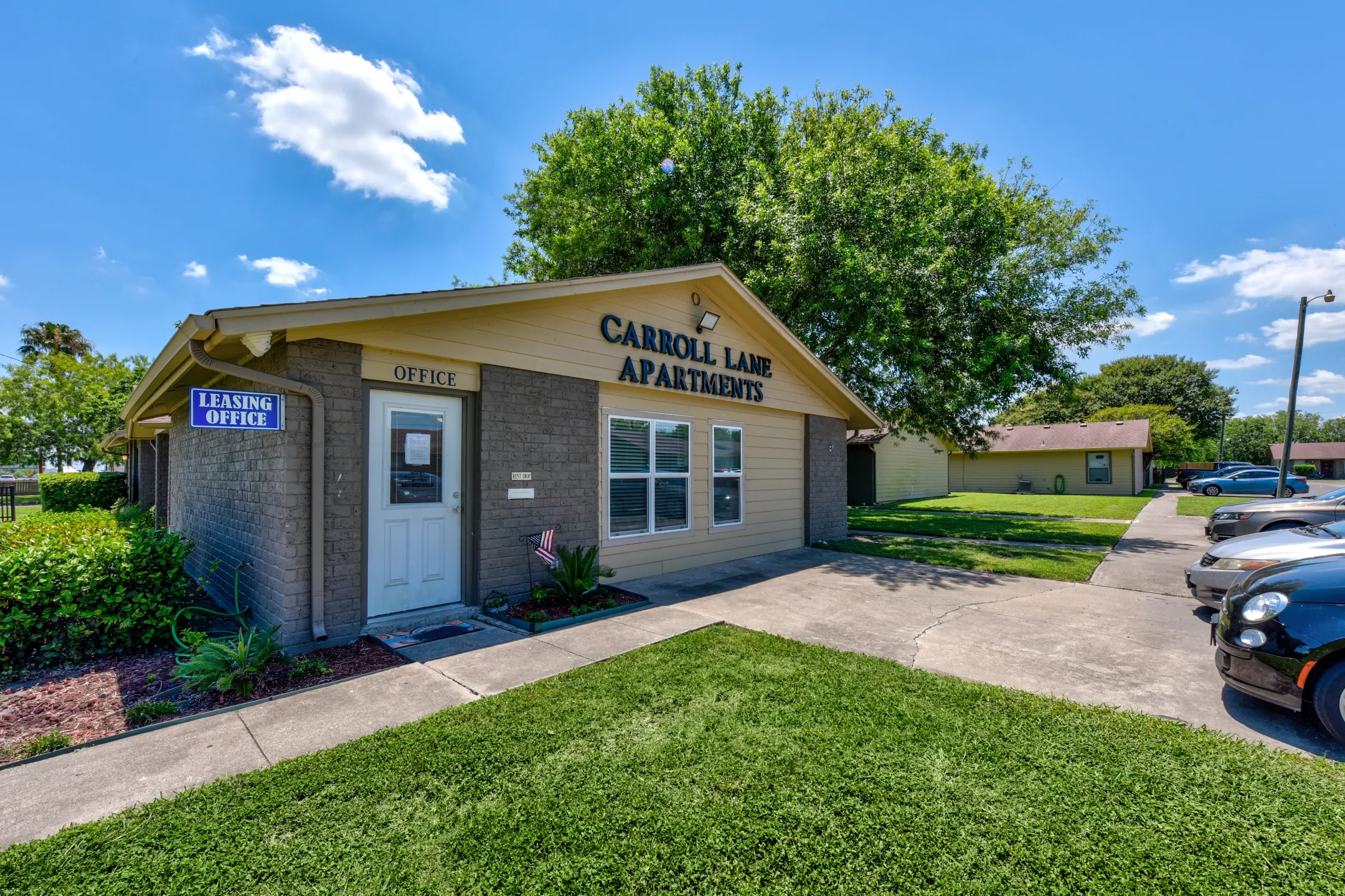 Leasing Office - Carroll Lane Apartments - Corpus Christi, TX