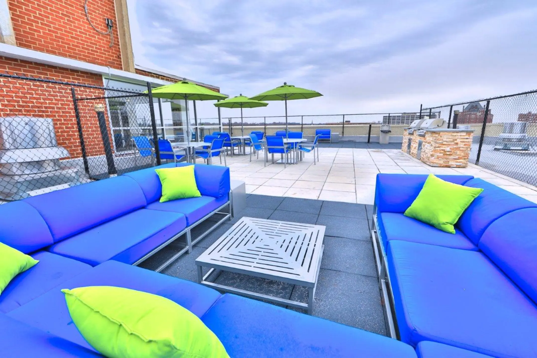 Patio / Deck - The Carlyle Apartment Homes - Baltimore, MD