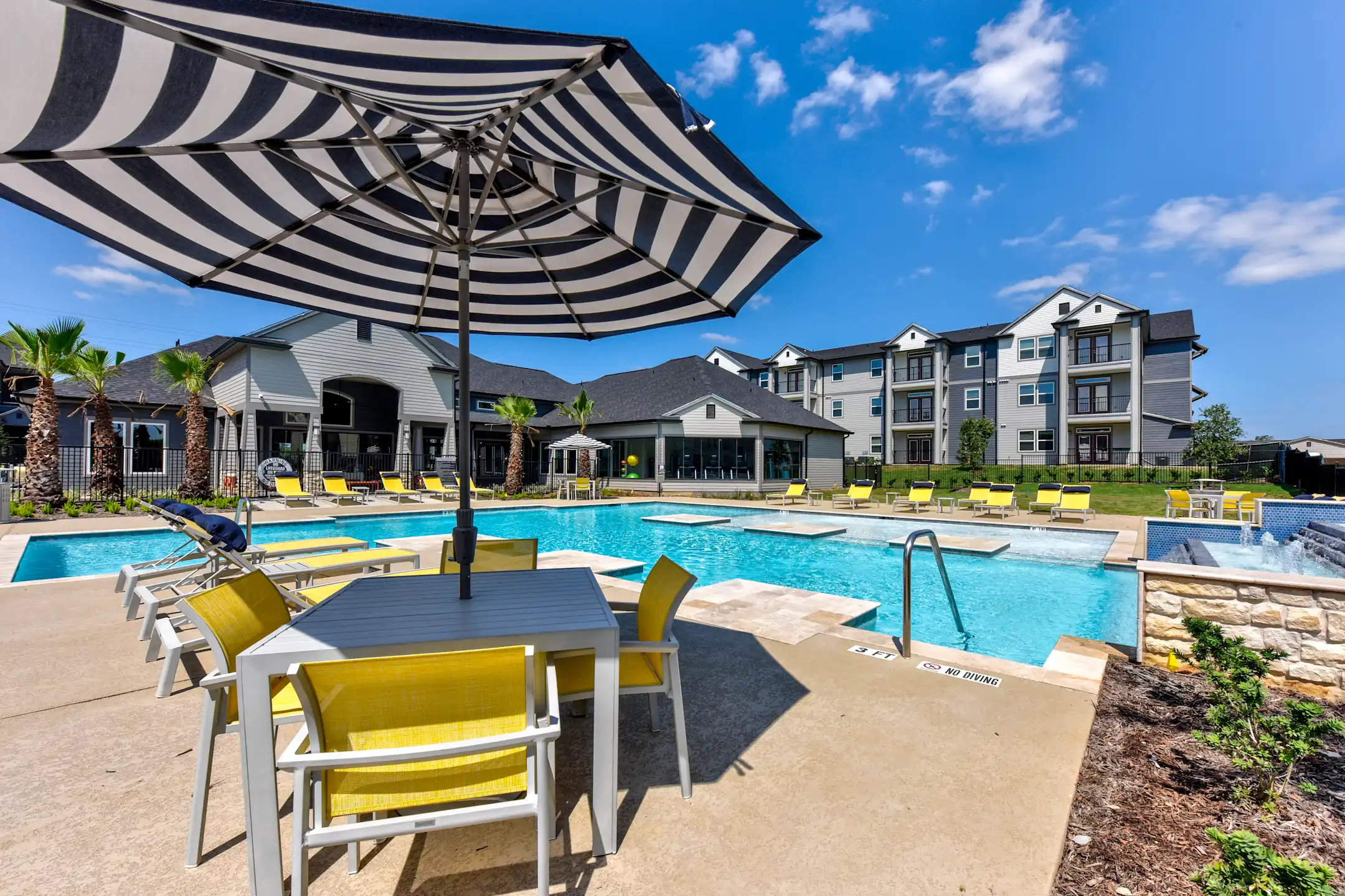 Pool - Forest Pines Apartments - Bryan, TX