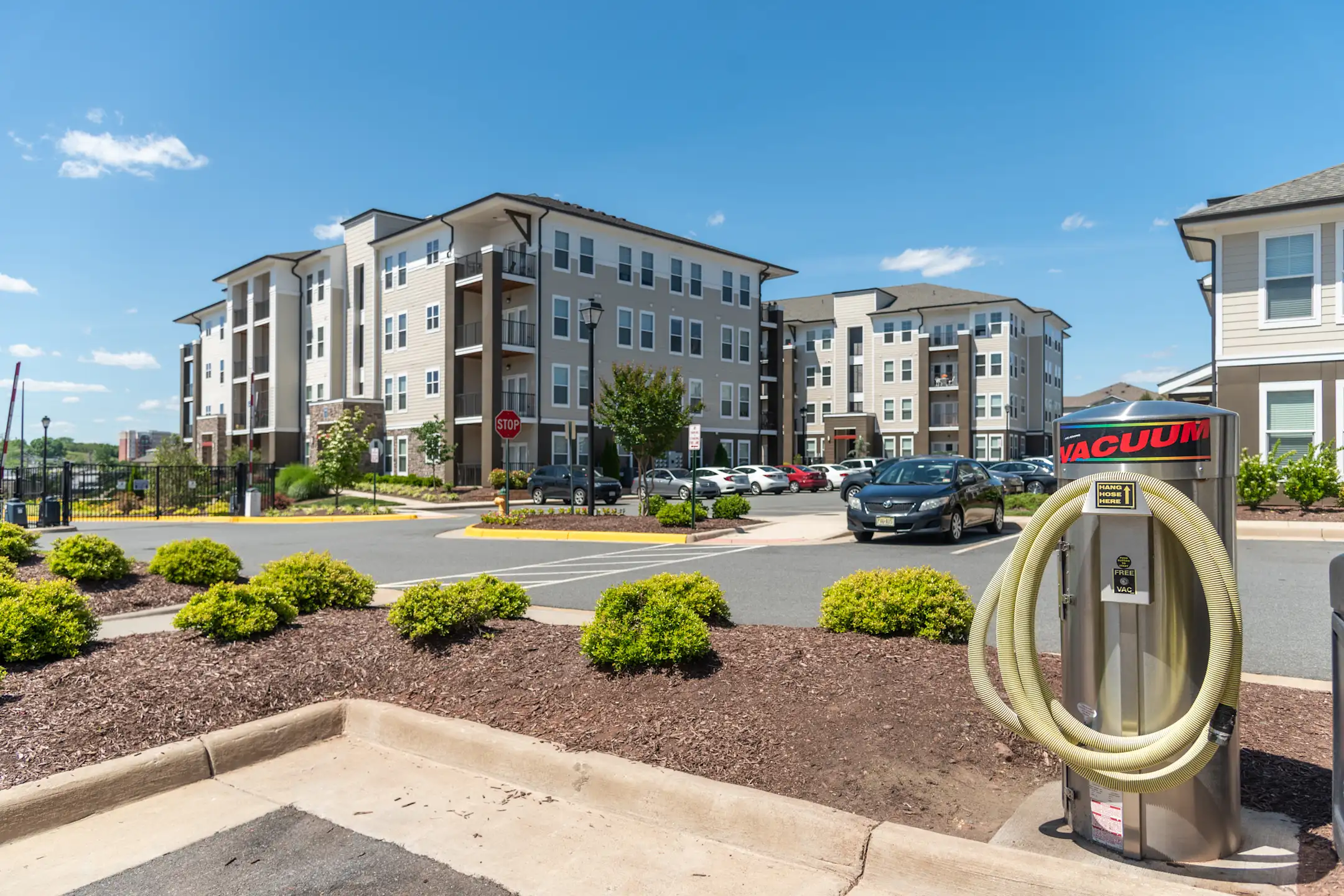 The Point at Palisades 8100 Palisades Cir Manassas, VA Apartments