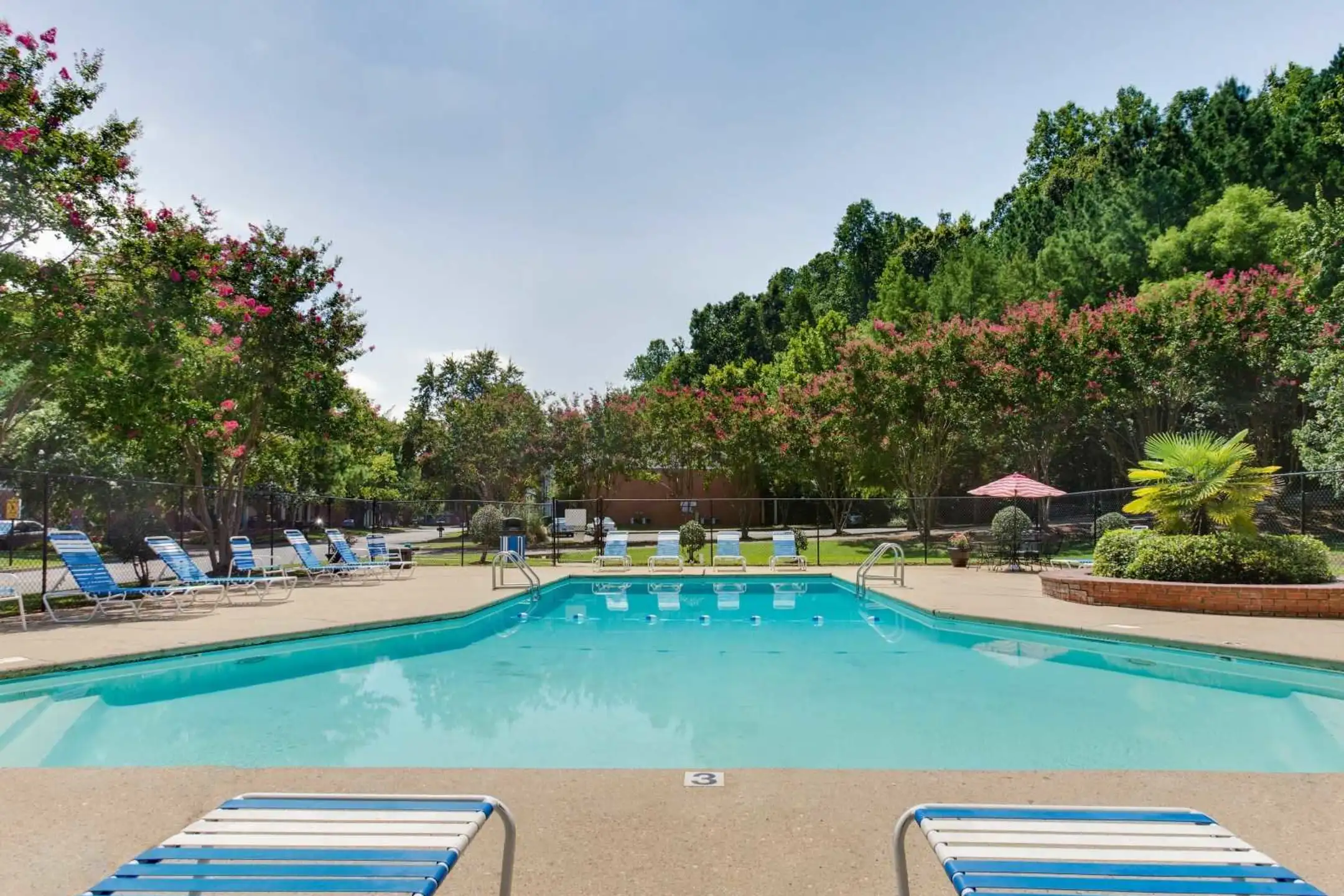 Pool - Aspen Village - Tuscaloosa, AL