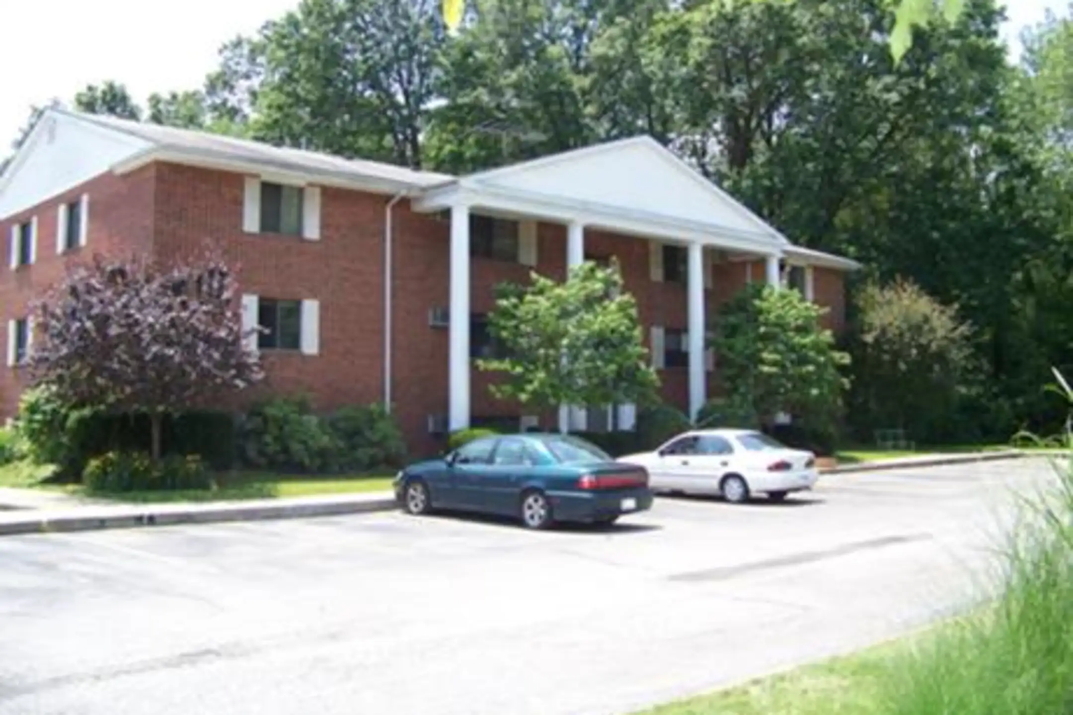 Bellair Apartments Apartments Niles, OH 44446