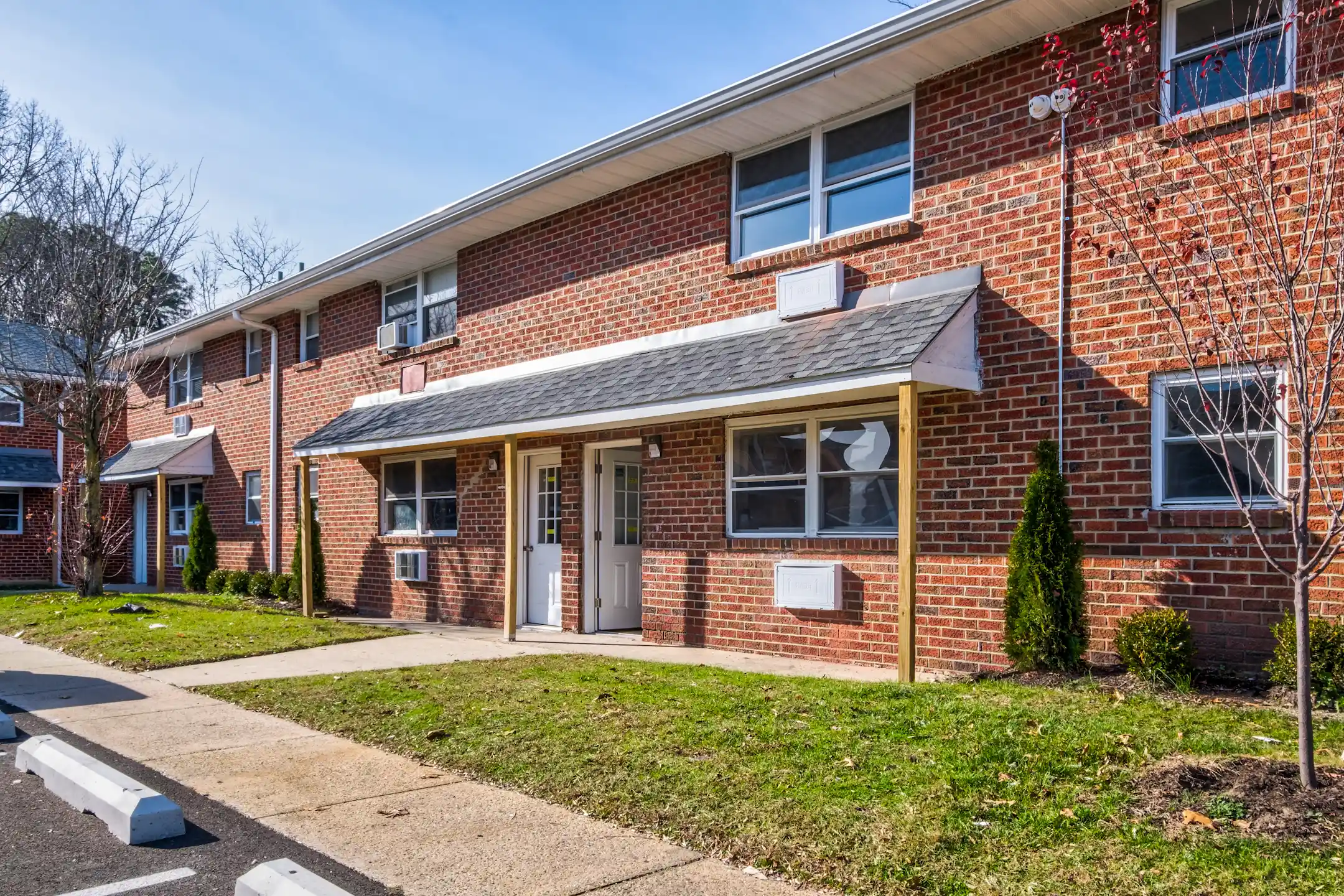 Liberty Manor 222 White Horse Pike Clementon, NJ Apartments for