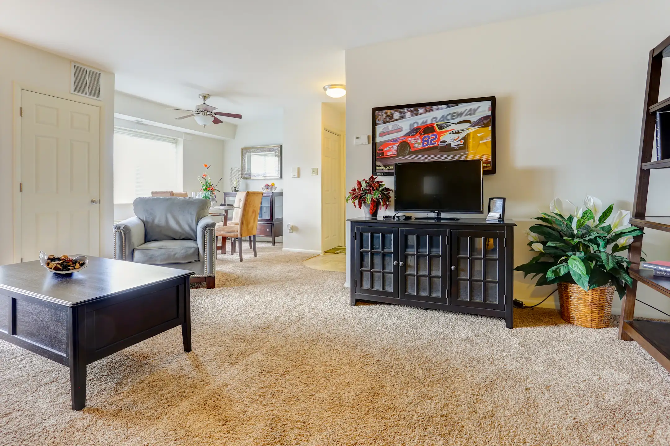 Spring Ridge Apartments Whitehall, PA 18052