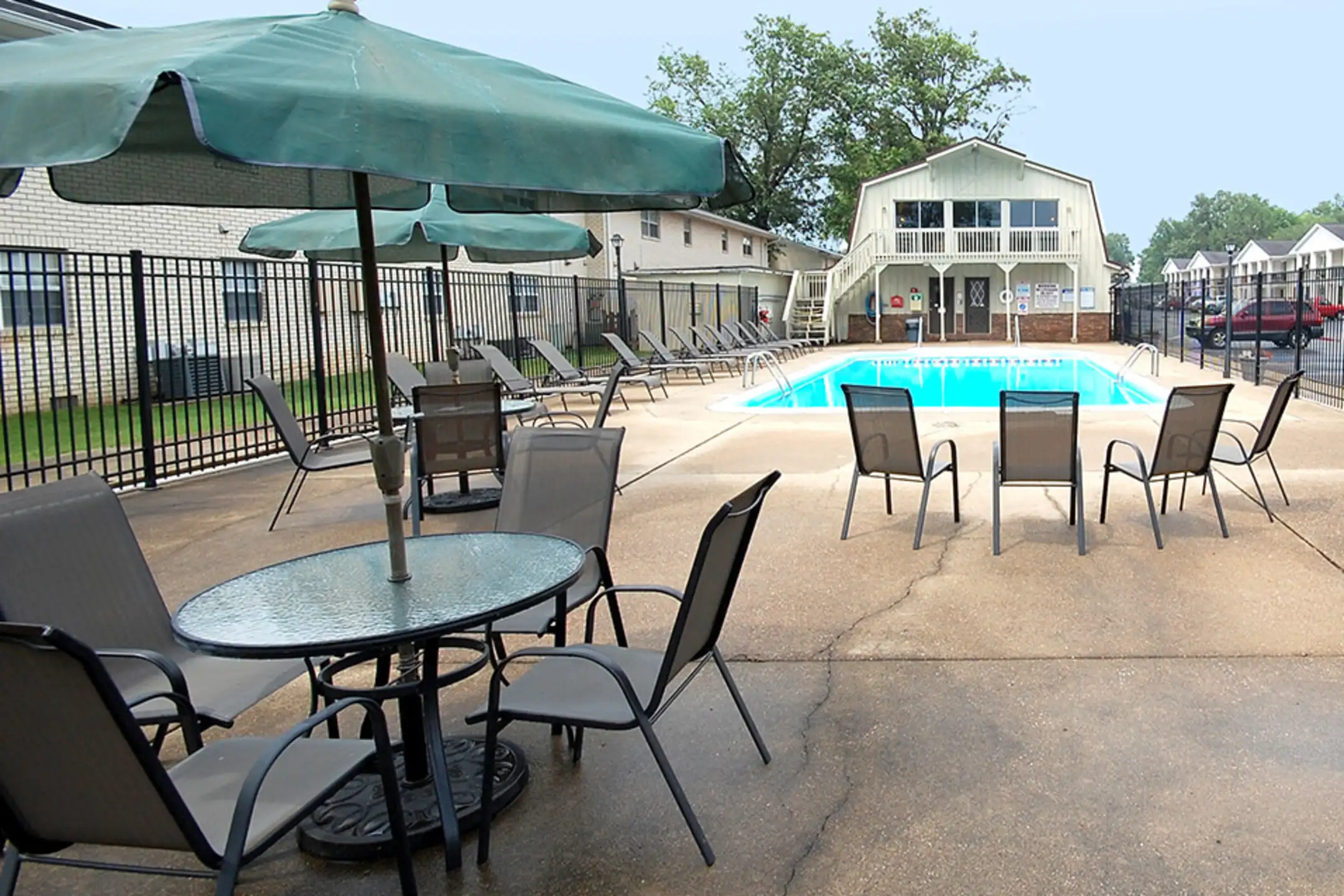 Pool - Addison Place Apartments of Evansville - Evansville, IN
