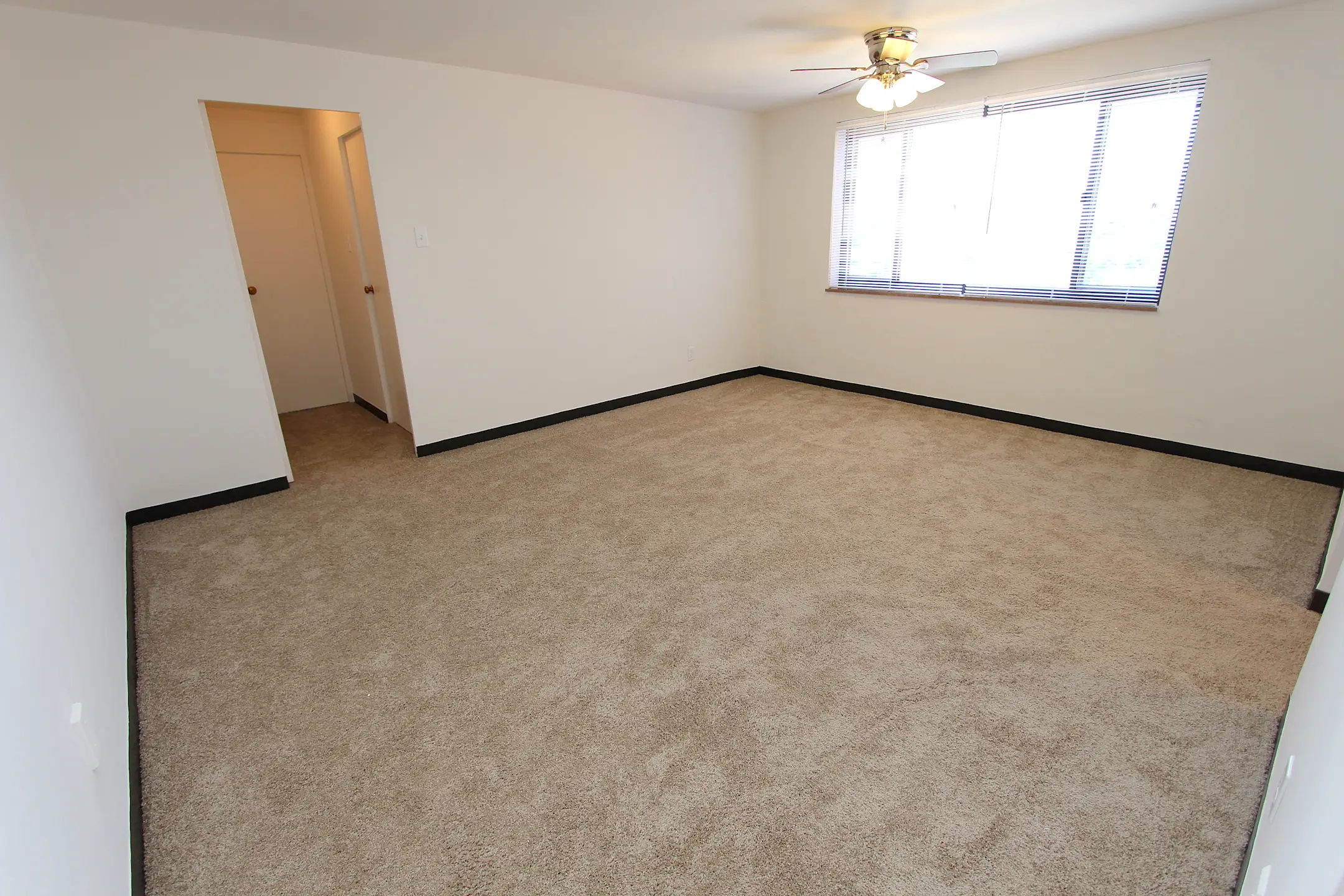 Dormont Apartments 1524 McFarland Road Pittsburgh, PA Apartments for Rent Rent.