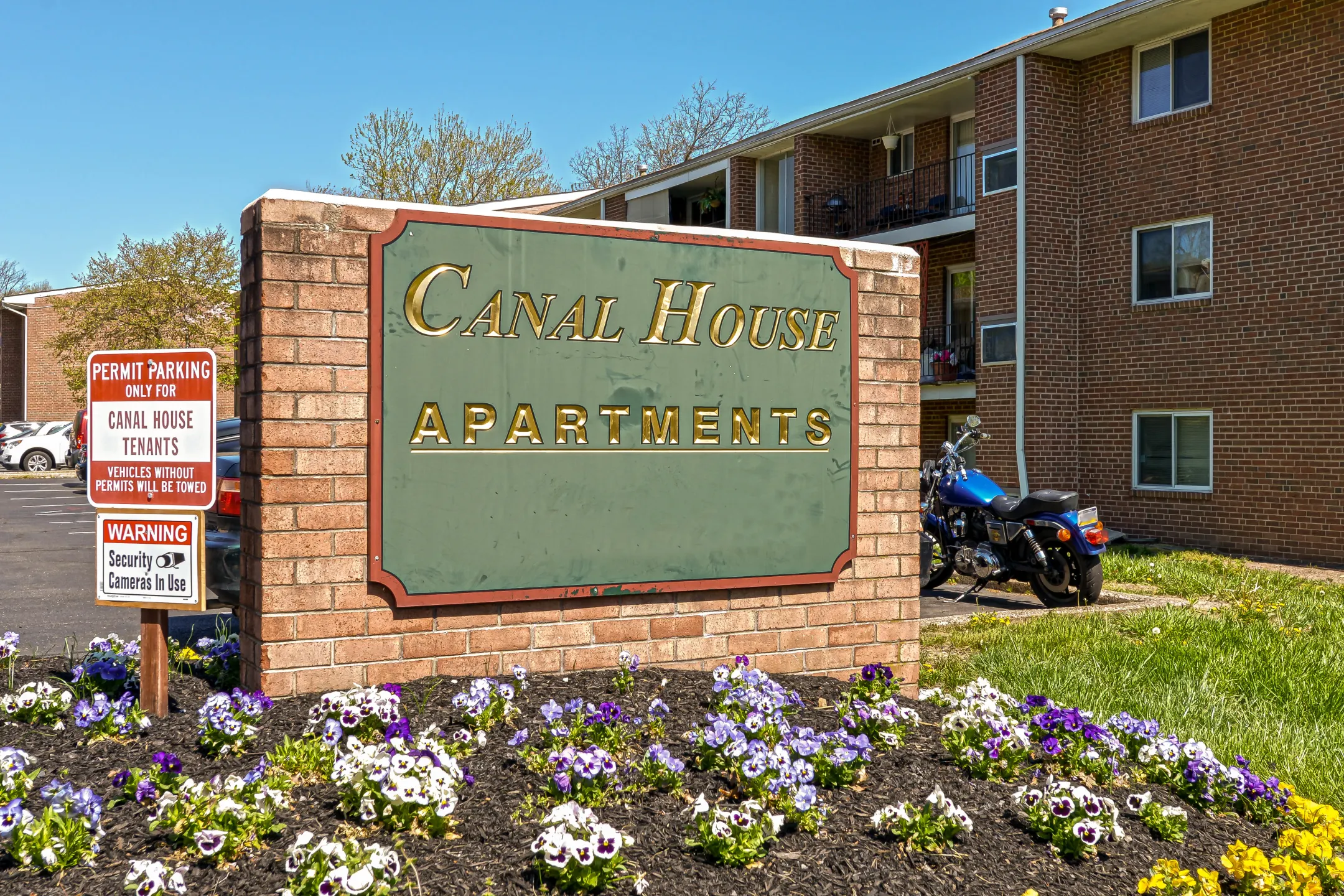 Community Signage - Canal House - Morrisville, PA