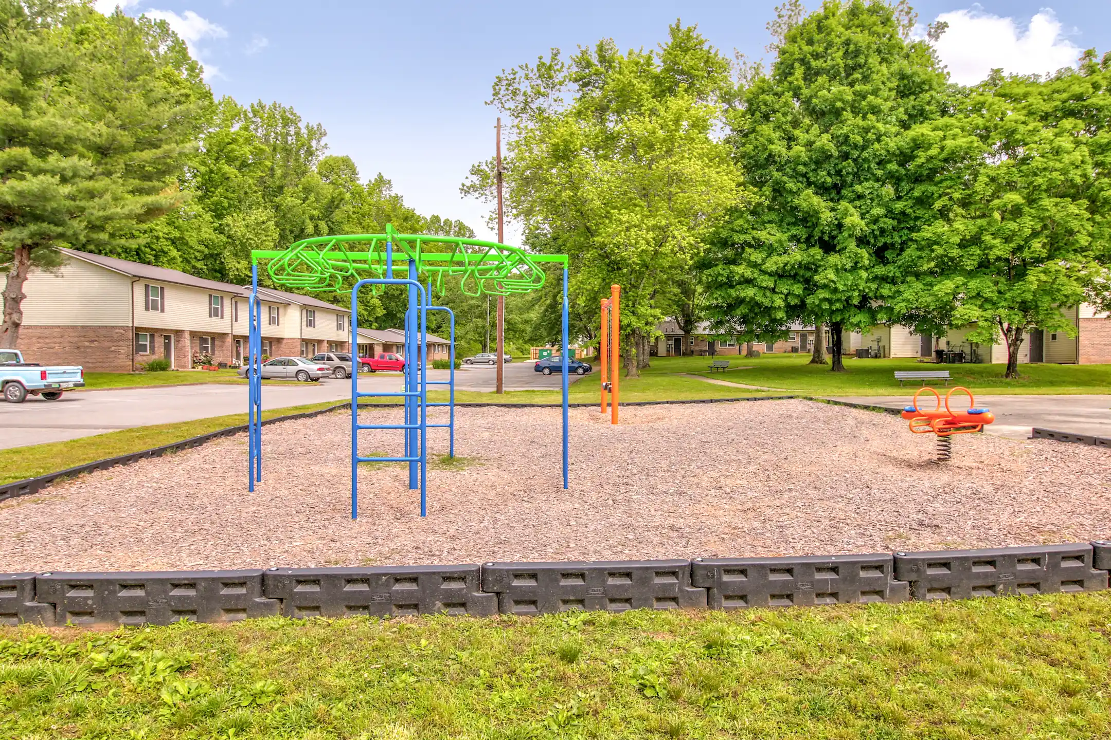 Hidden Valley Apartments Dayton, TN 37321