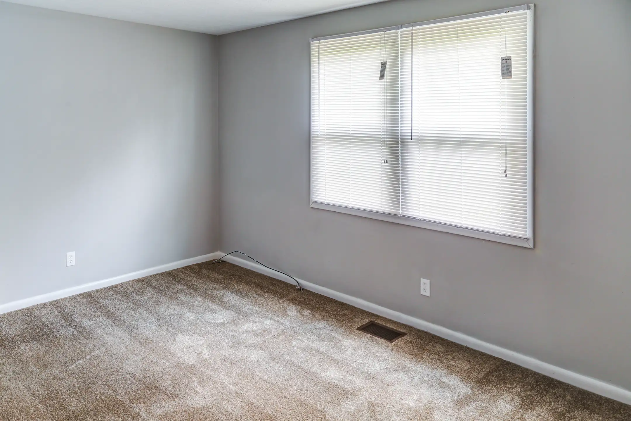 Dillsboro Townhomes 9920 State Road 262 Dillsboro, IN Apartments