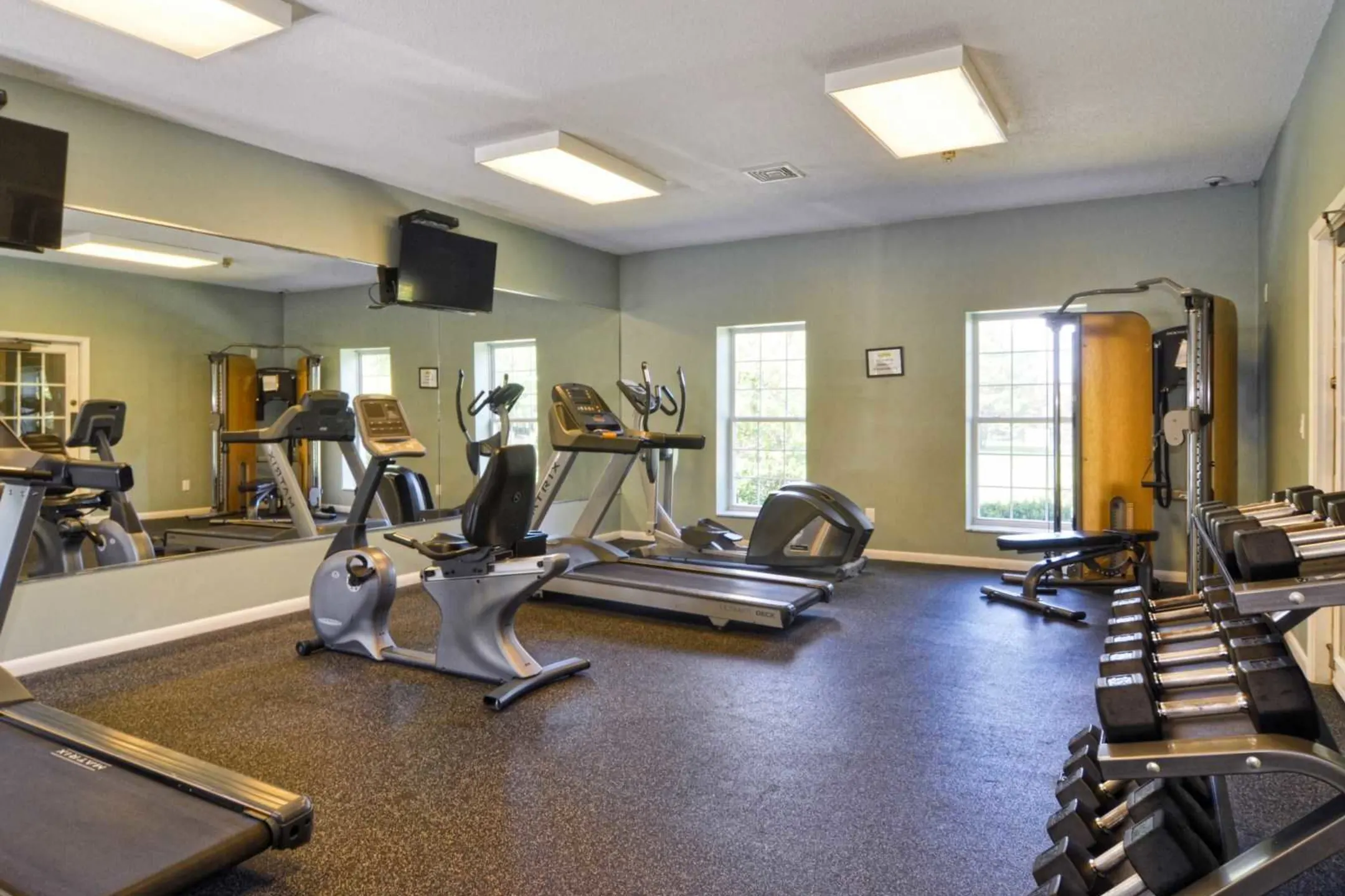 Fitness Weight Room - Fairfield Hills East At Farmingville - Farmingville, NY