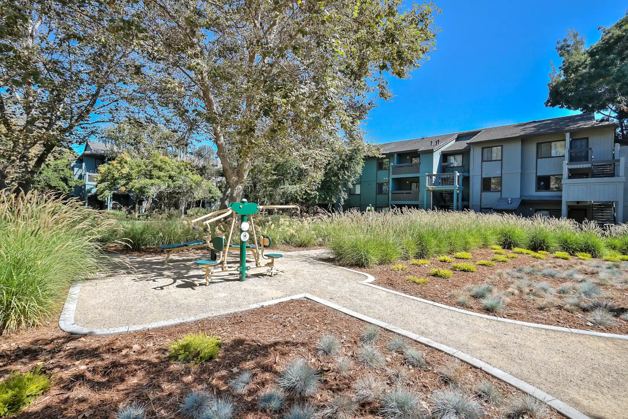 The Dutton 25800 Industrial Blvd Hayward, CA Apartments for Rent